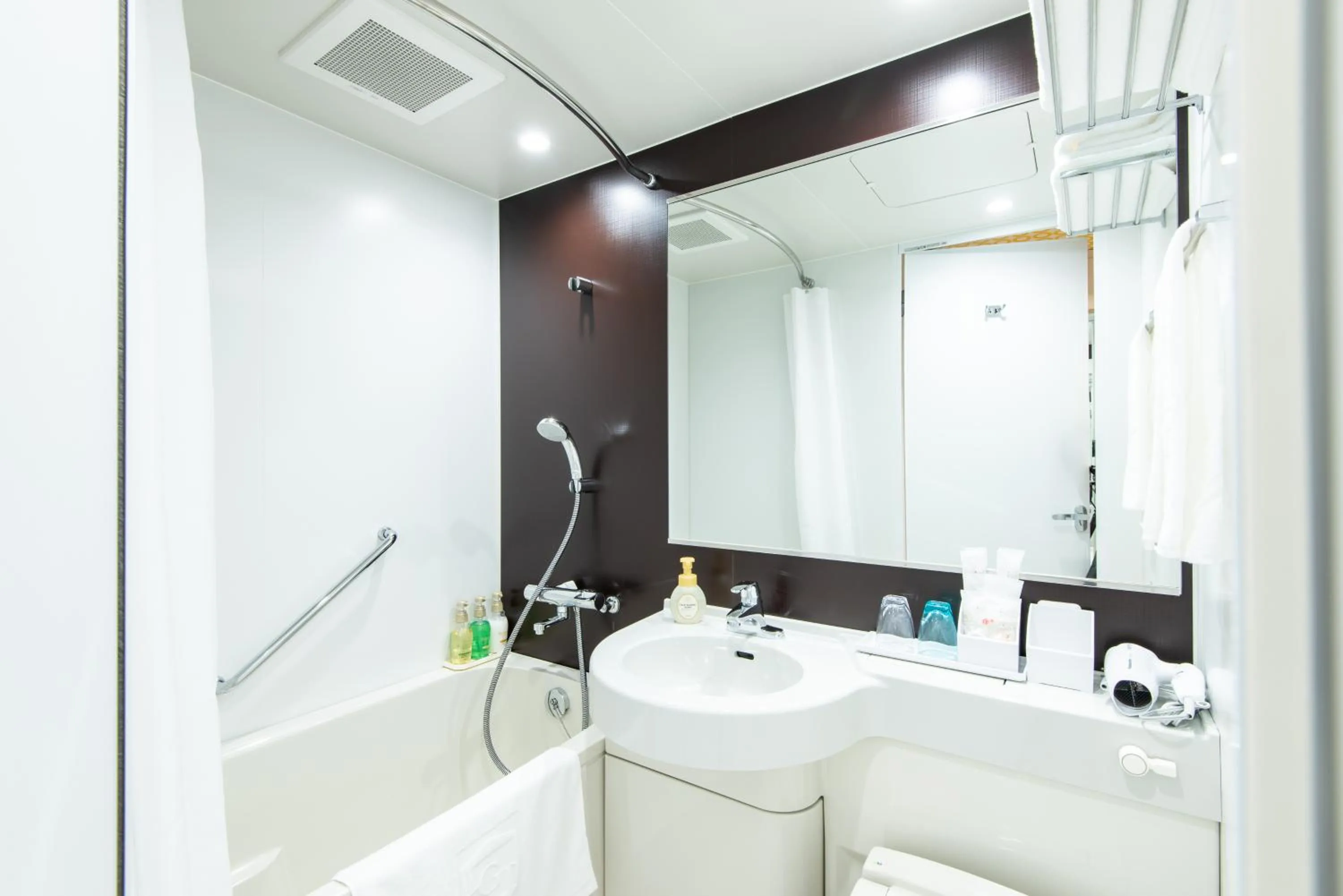 Bathroom in La'gent Hotel Shinjuku Kabukicho