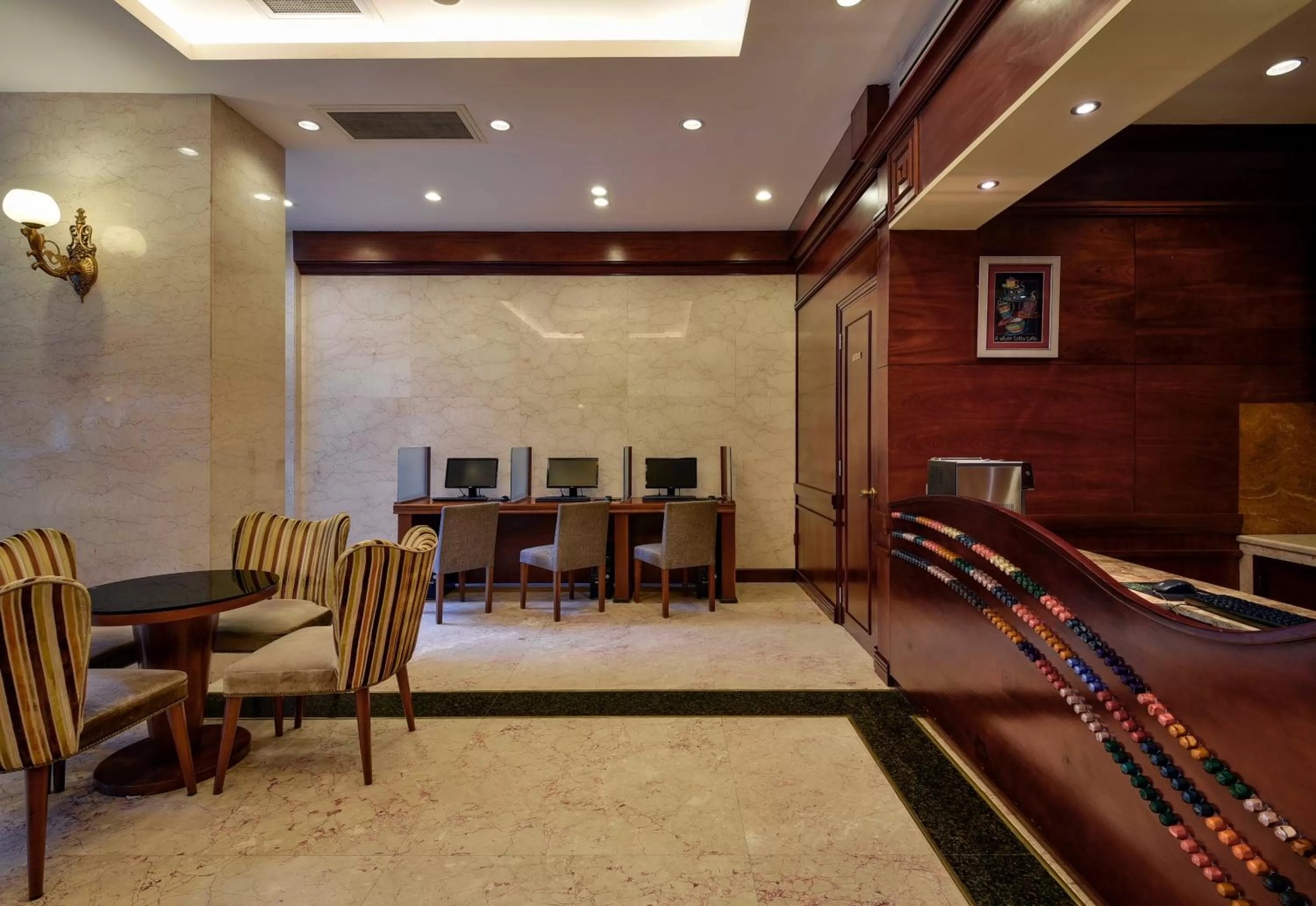 Business facilities in Aquari Hotel