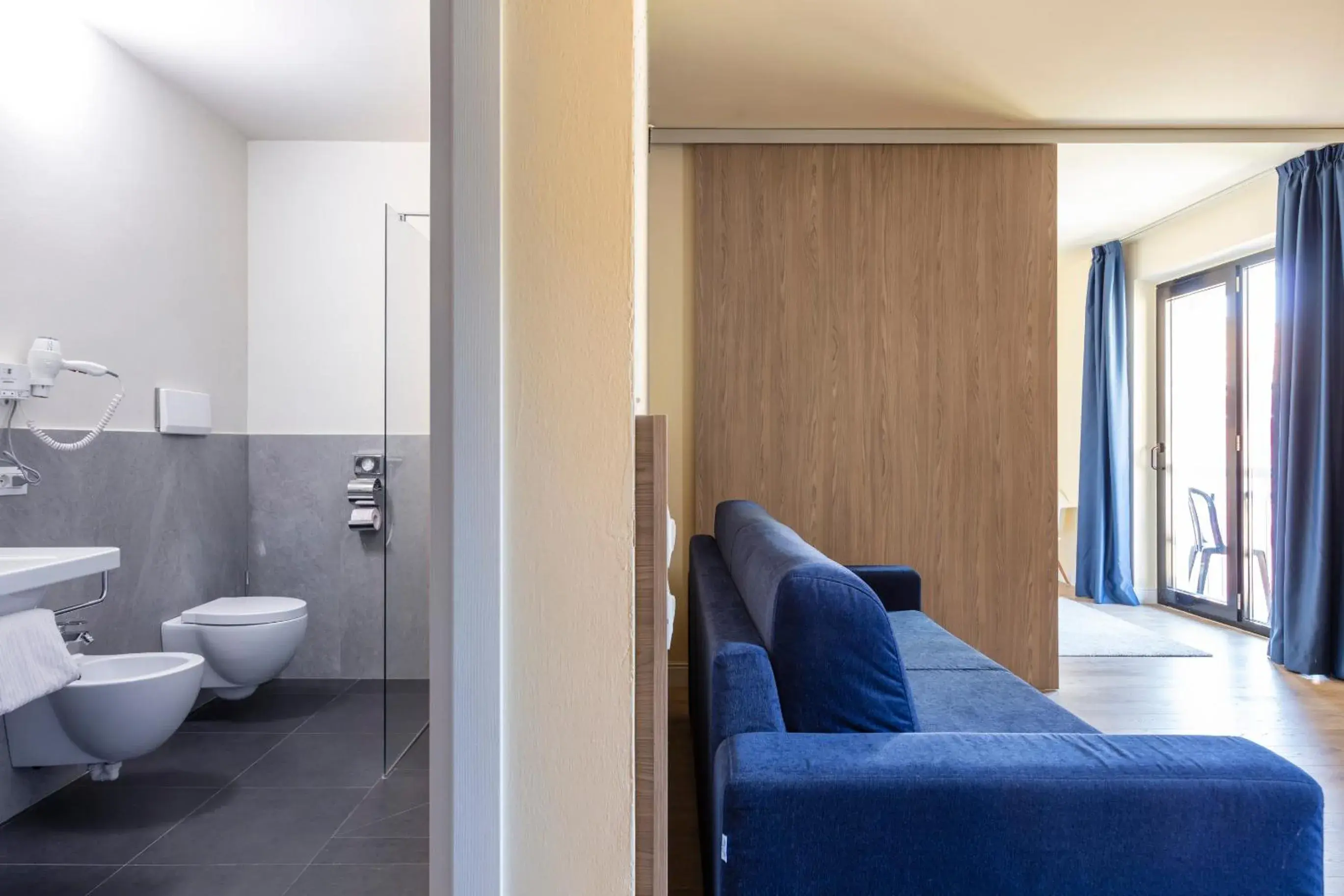 Bathroom in Arco Smart Hotel