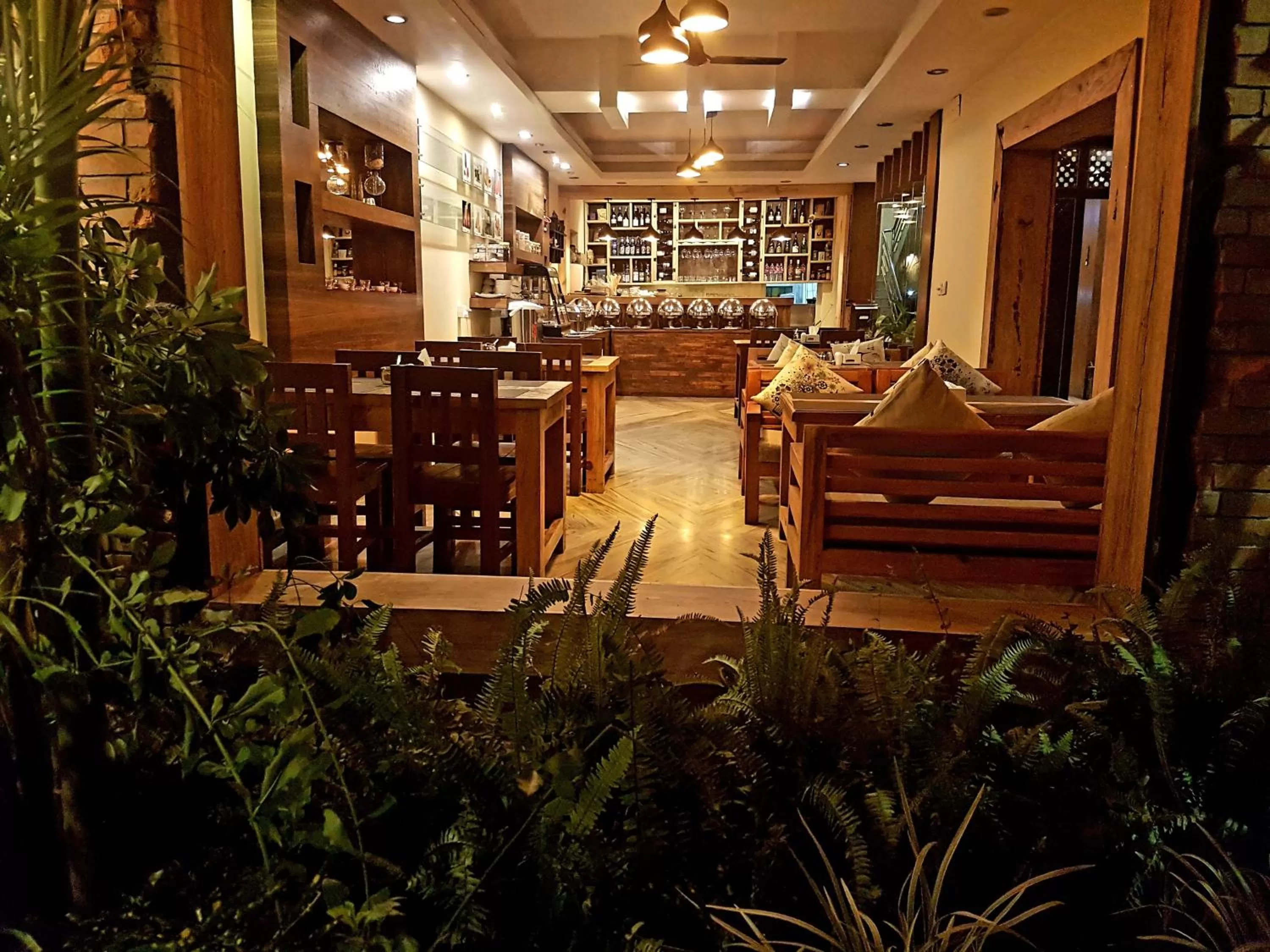 Lounge or bar in Hotel Middle Path & Spa