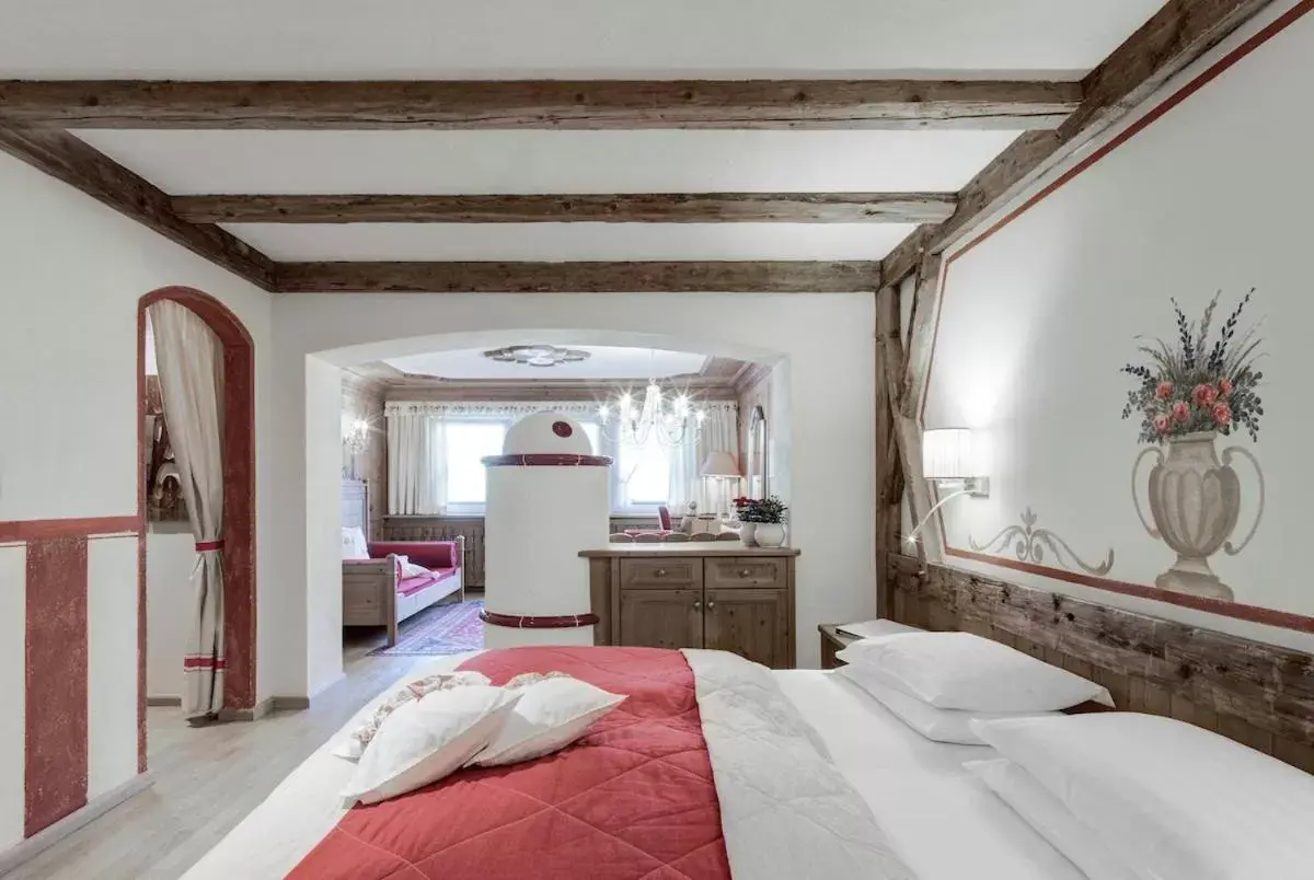 Bed in Hotel La Perla: The Leading Hotels of the World