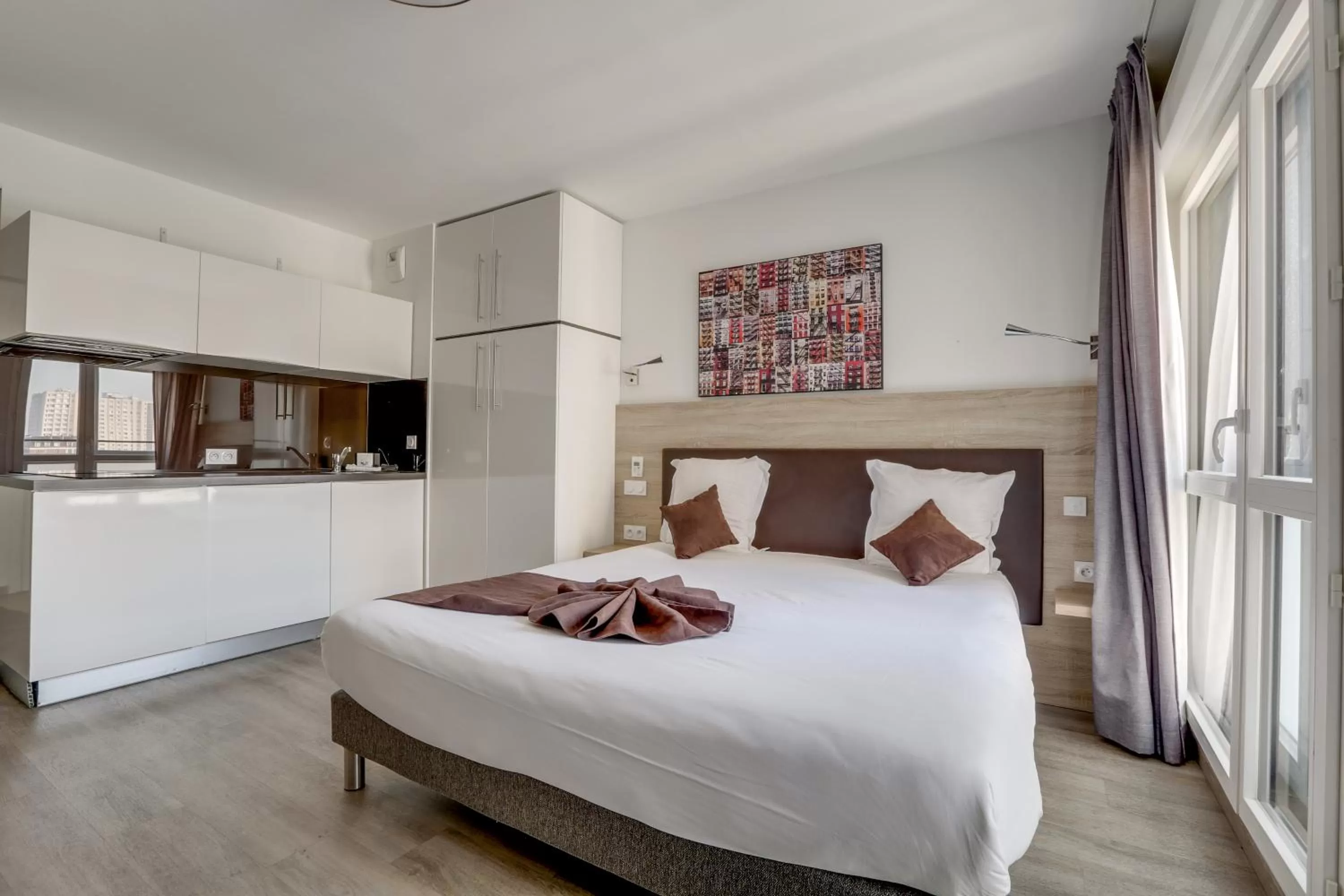 Bed in All Suites Appart Hôtel - Choisy-le-Roi