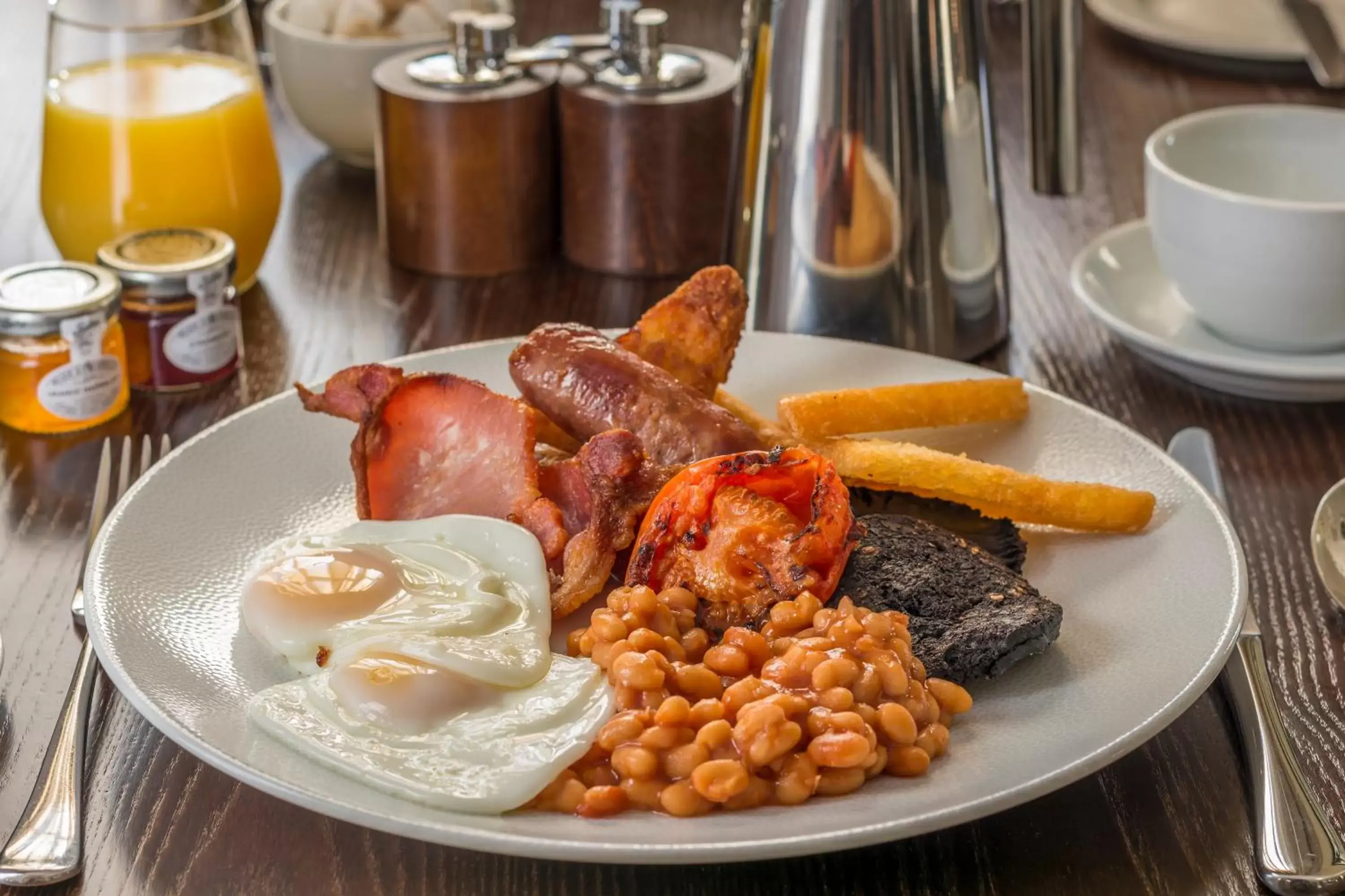 English/Irish breakfast in The Old Bridge Inn, Holmfirth, West Yorkshire