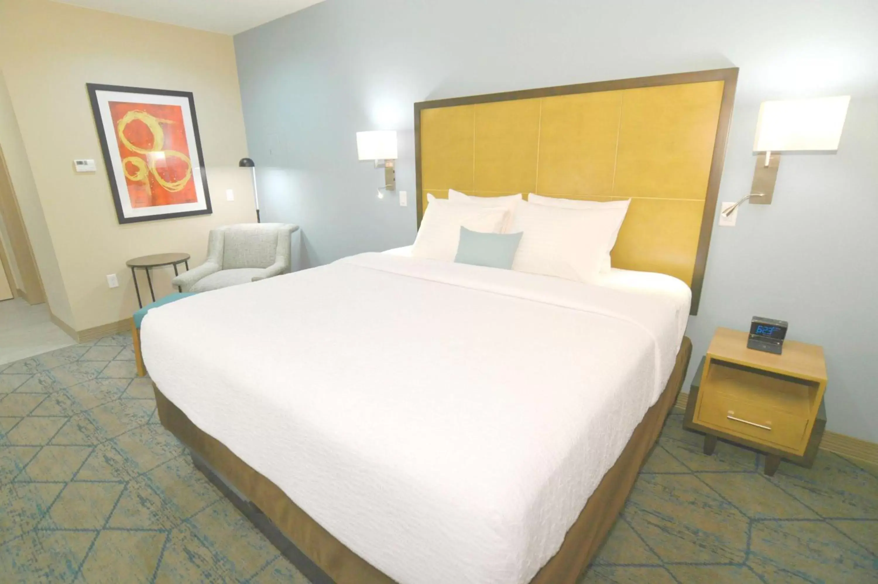 Photo of the whole room, Bed in Best Western Executive Residency IH-37 Corpus Christi