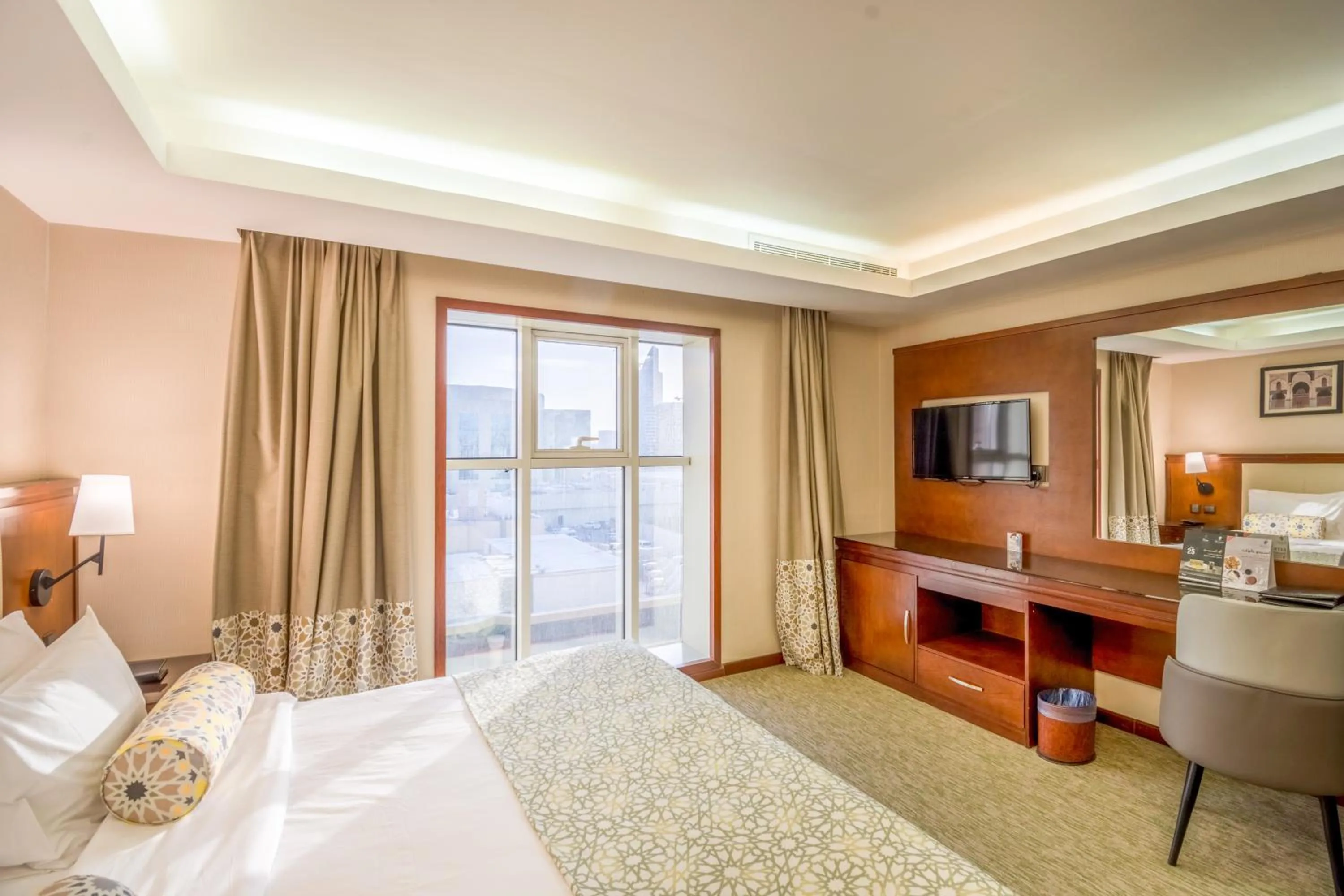 Bedroom, Bed in Grand Plaza Hotel - Dhabab Riyadh