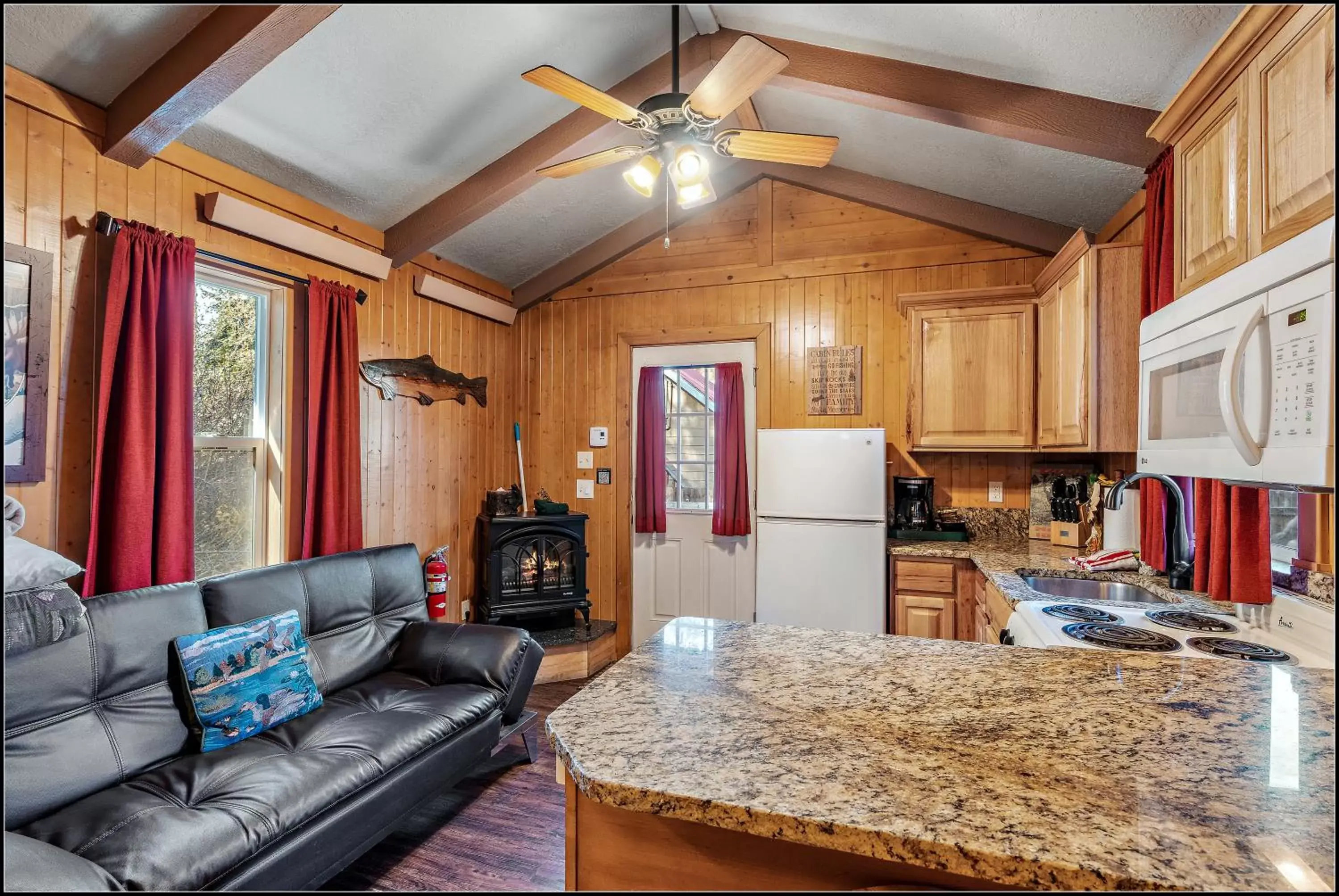 Kitchen or kitchenette, Seating Area in Brundage Bungalows