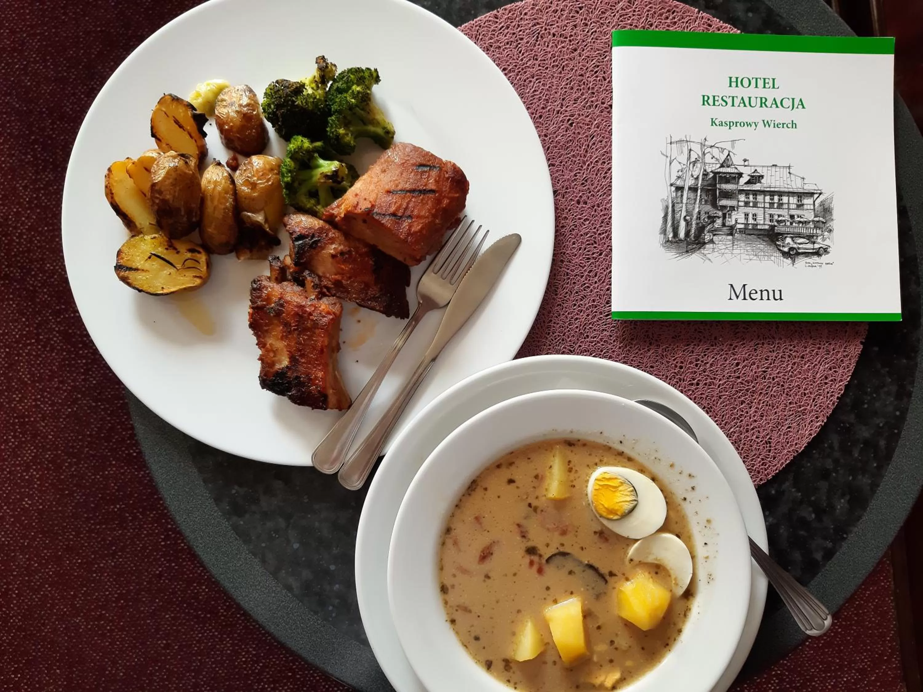 Restaurant/places to eat in Resort Kasprowy Wierch