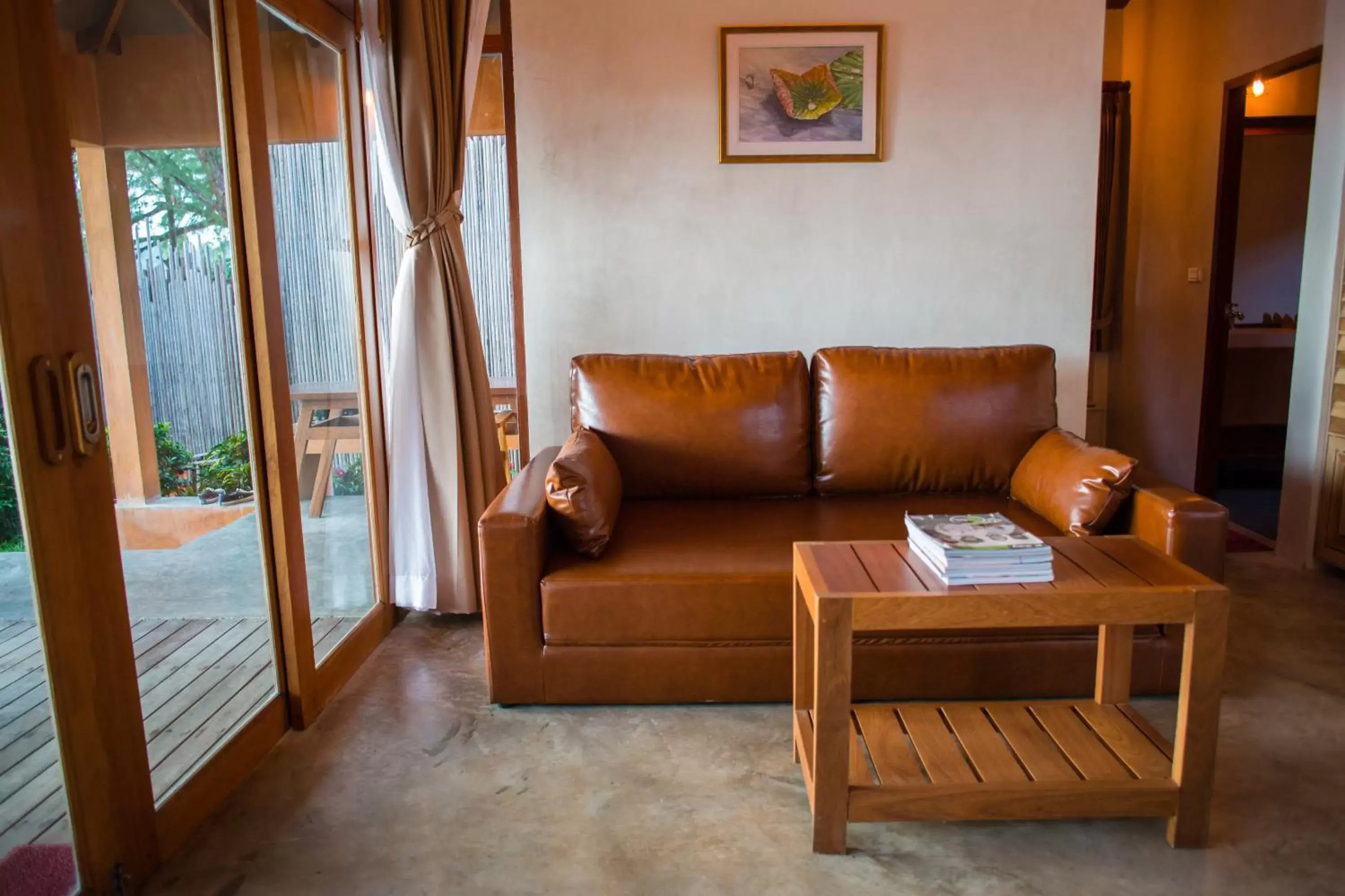 Living room, Seating Area in Flora I Talay