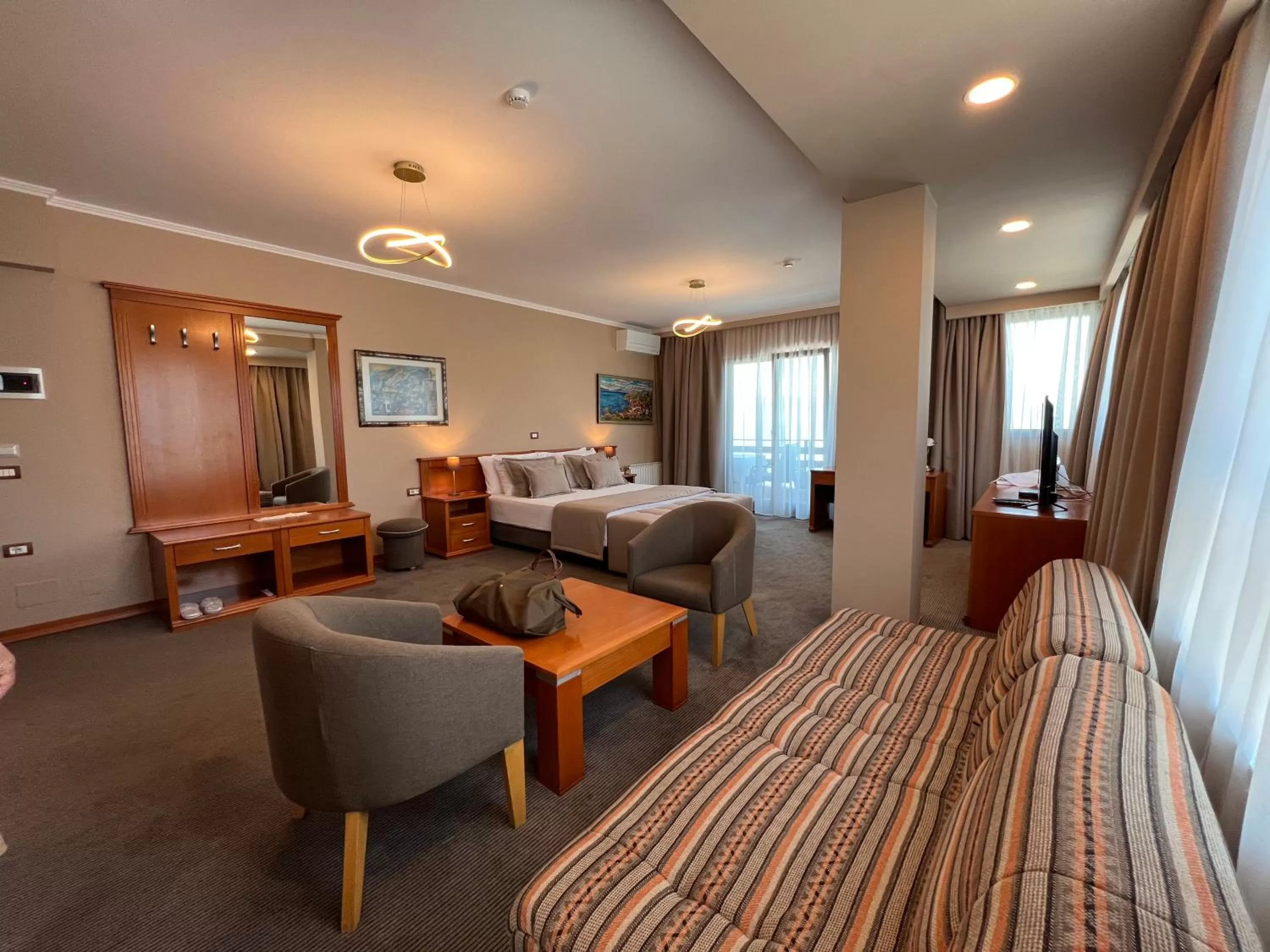 Living room, Seating Area in Hotel Millennium