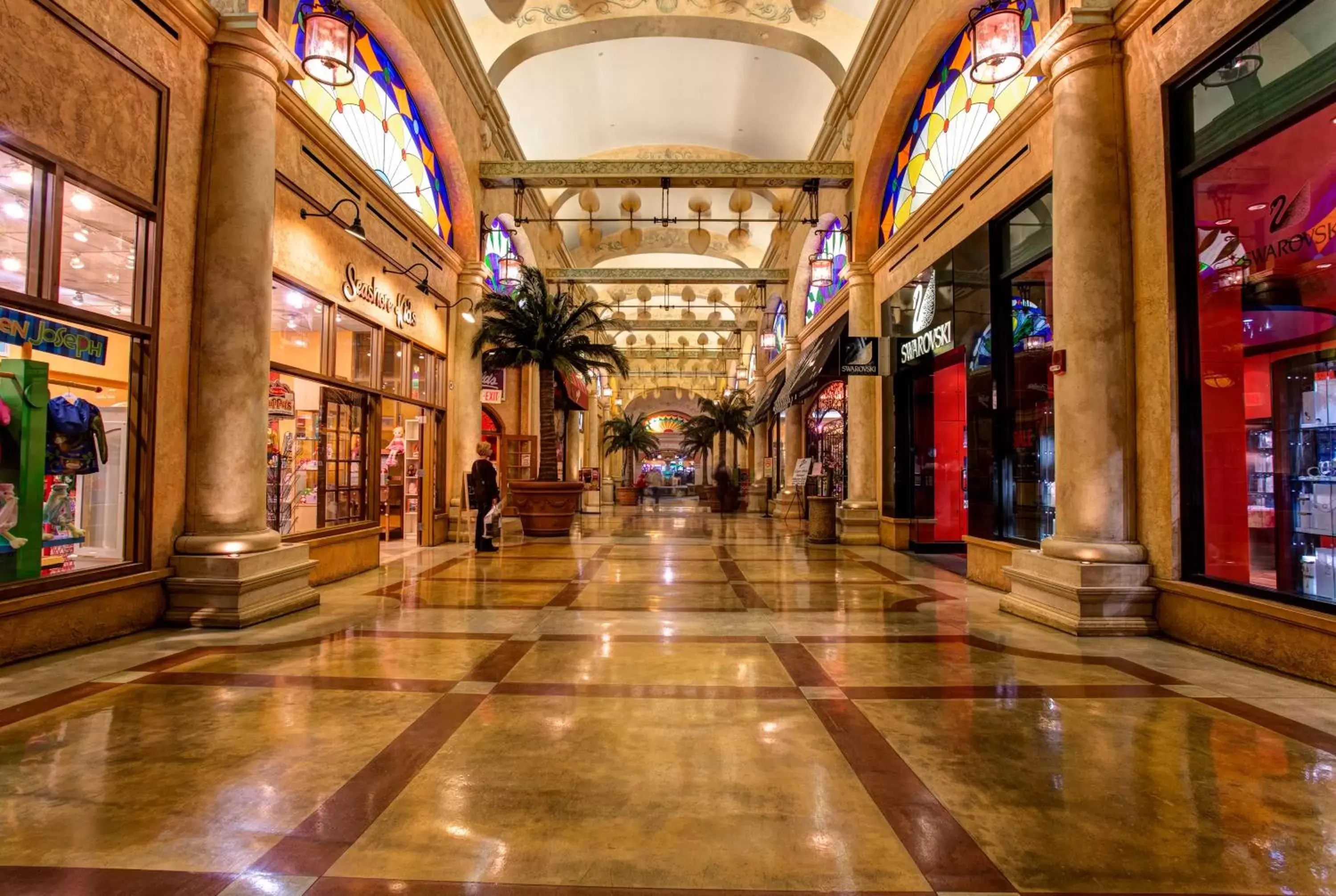 On-site shops, Lobby/Reception in Tropicana Casino and Resort