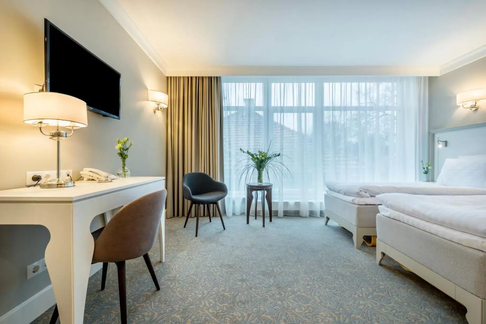 Bed, Seating Area in Ratonda Centrum Hotels