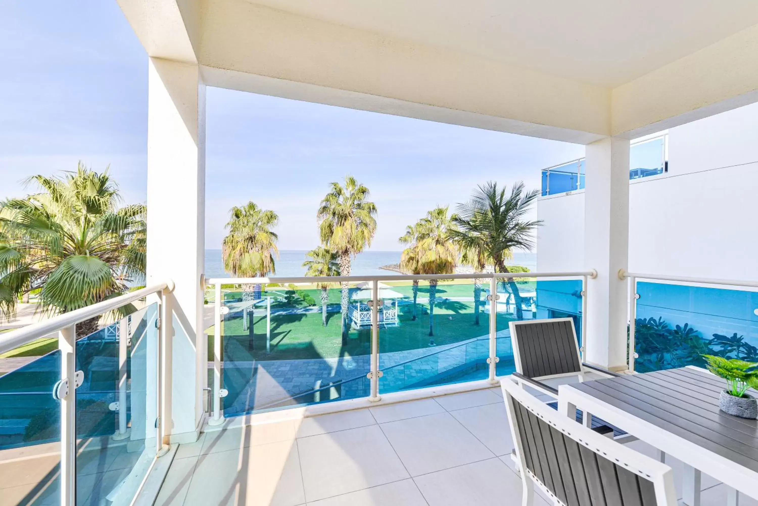 Balcony/Terrace, Swimming Pool in Radisson Blu Resort, Fujairah