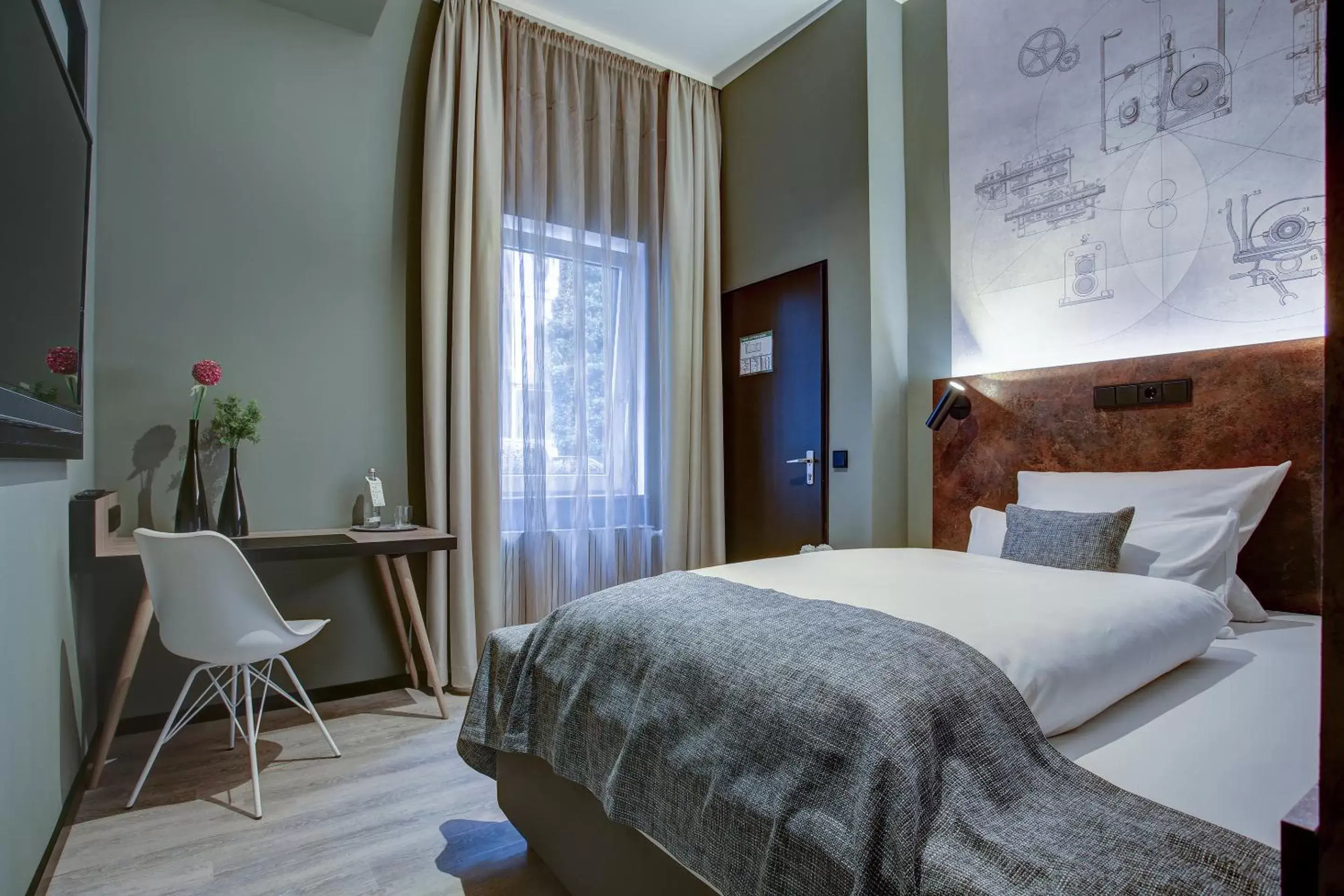 Photo of the whole room, Bed in Boutique Essen City Photo of the whole room, Bed in Boutique Essen City