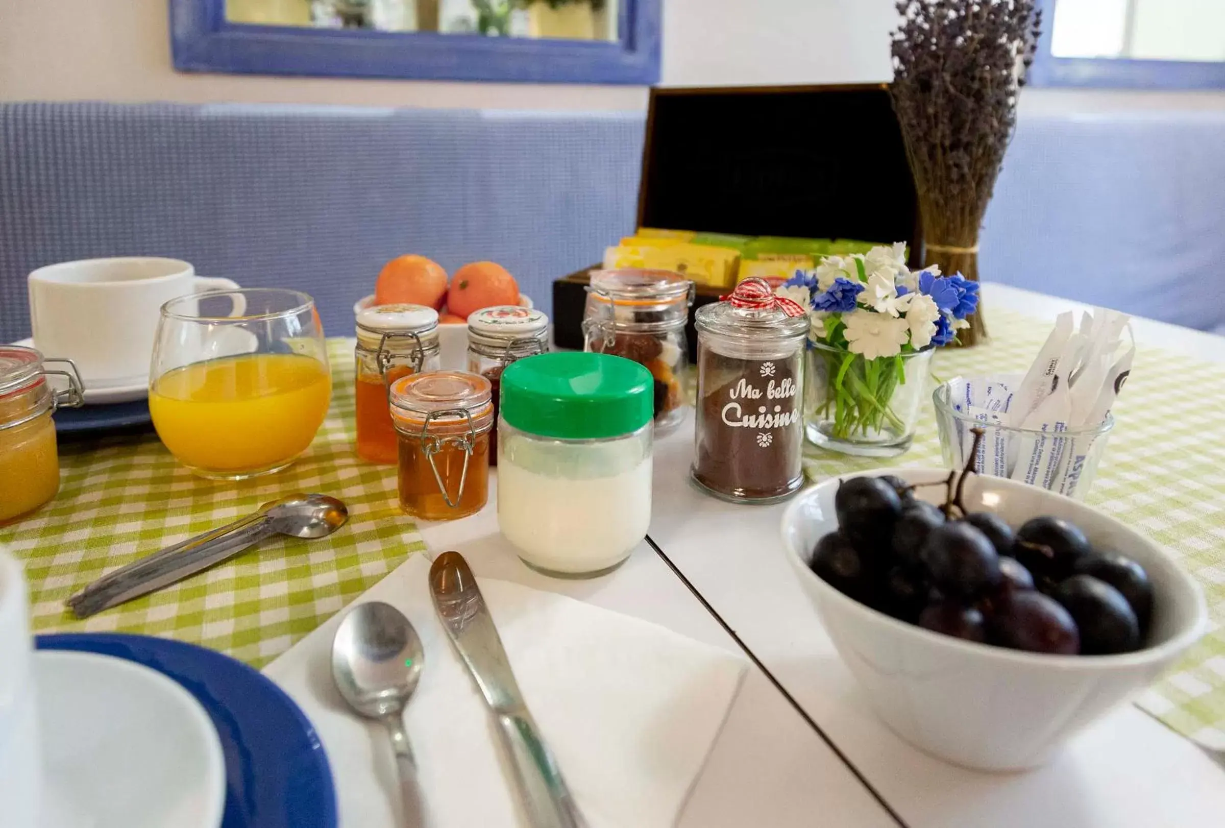 Breakfast in Hotel Mignon Breakfast in Hotel Mignon