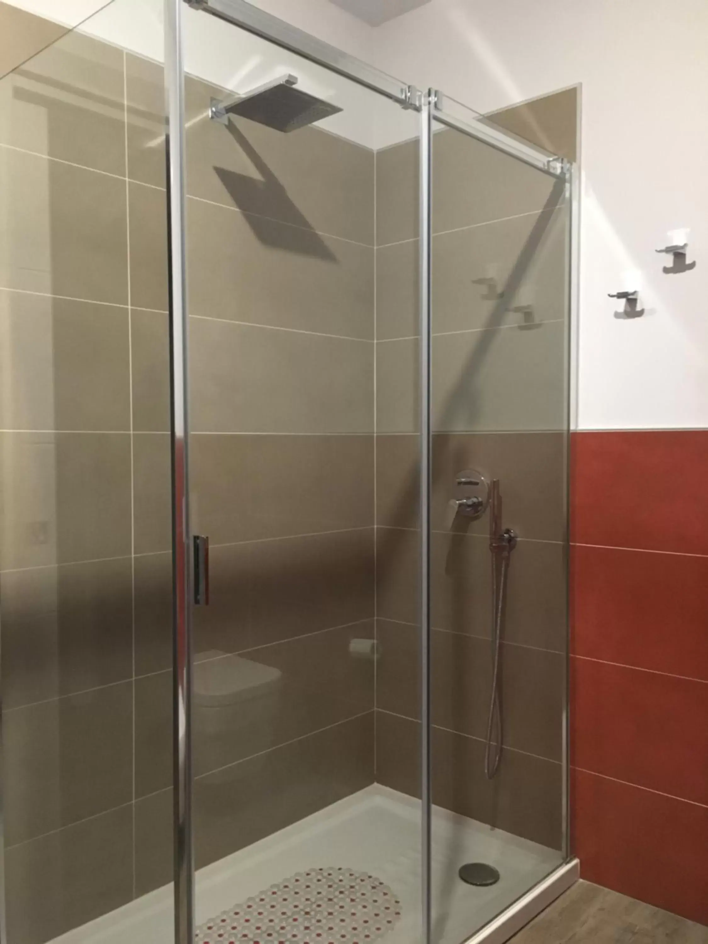 Shower, Bathroom in B&B ARCOBALENO