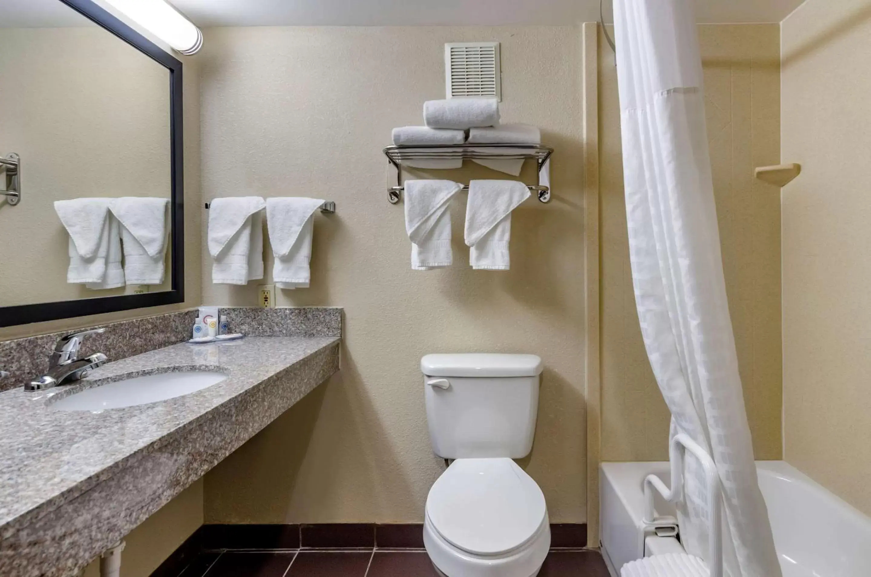 Bedroom, Bathroom in Comfort Inn & Suites Raphine - Lexington near I-81 and I-64