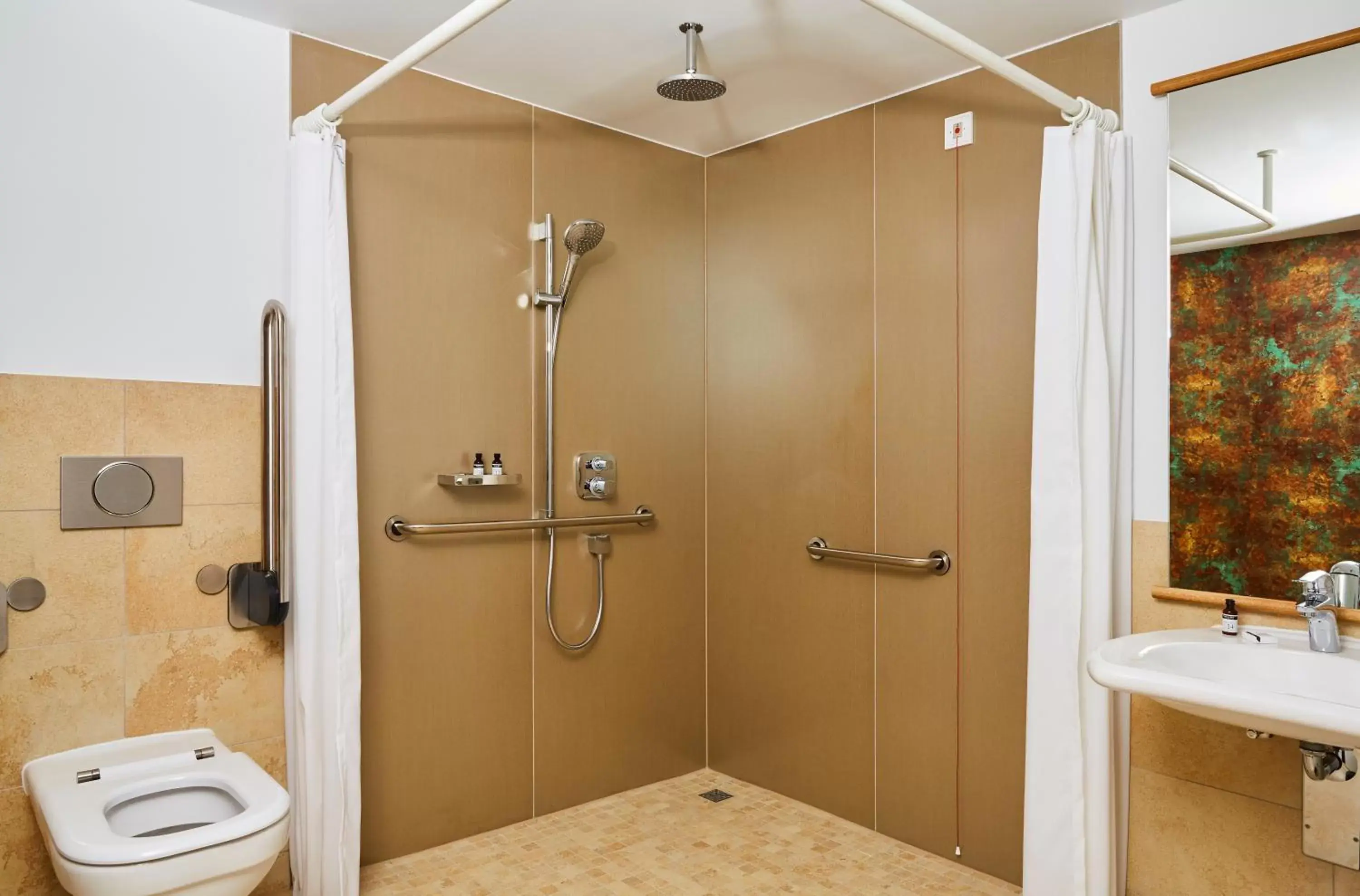 Bathroom in Hotel Indigo Dresden - Wettiner Platz, an IHG Hotel