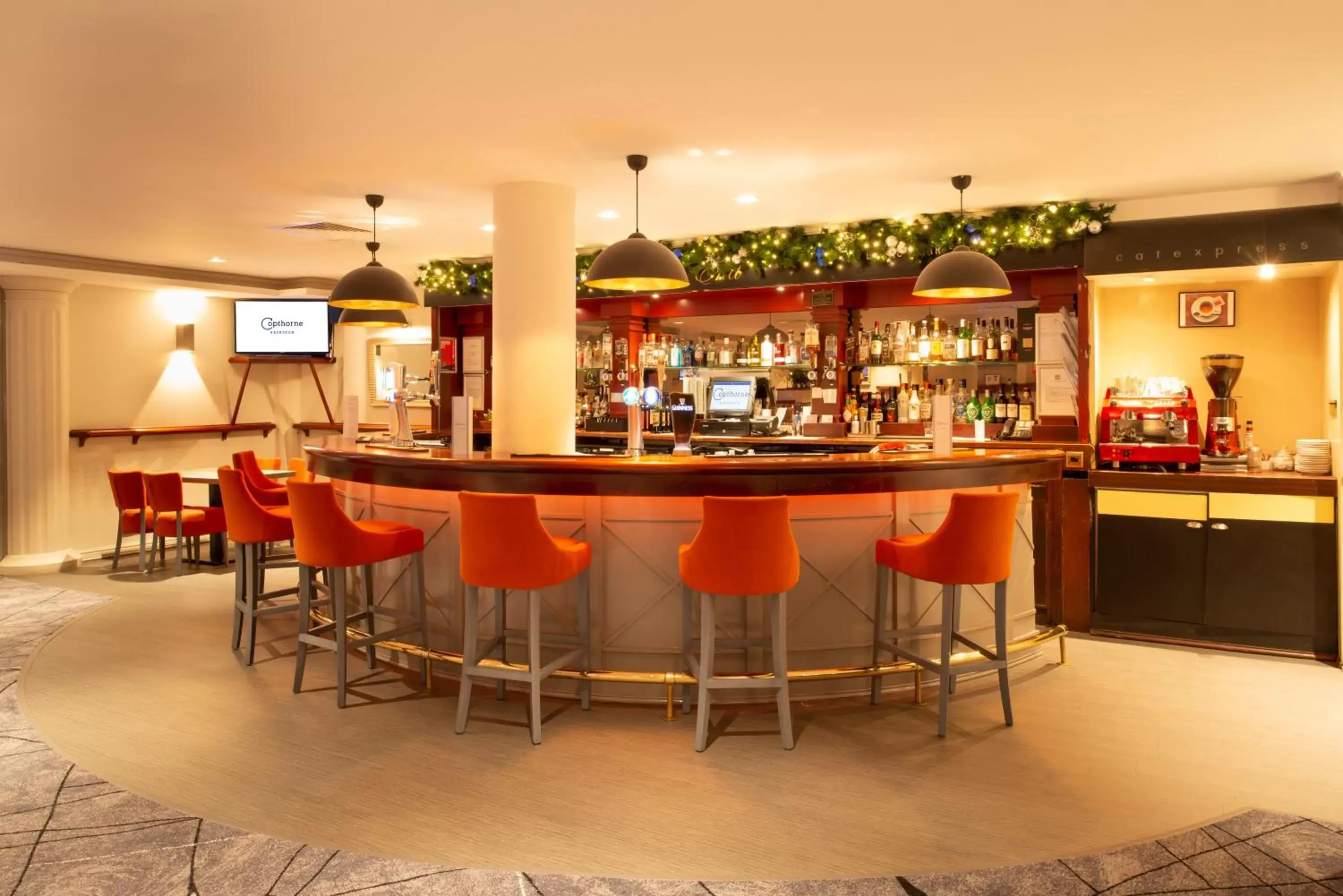 Lounge or bar, Lounge/Bar in Copthorne Aberdeen Hotel