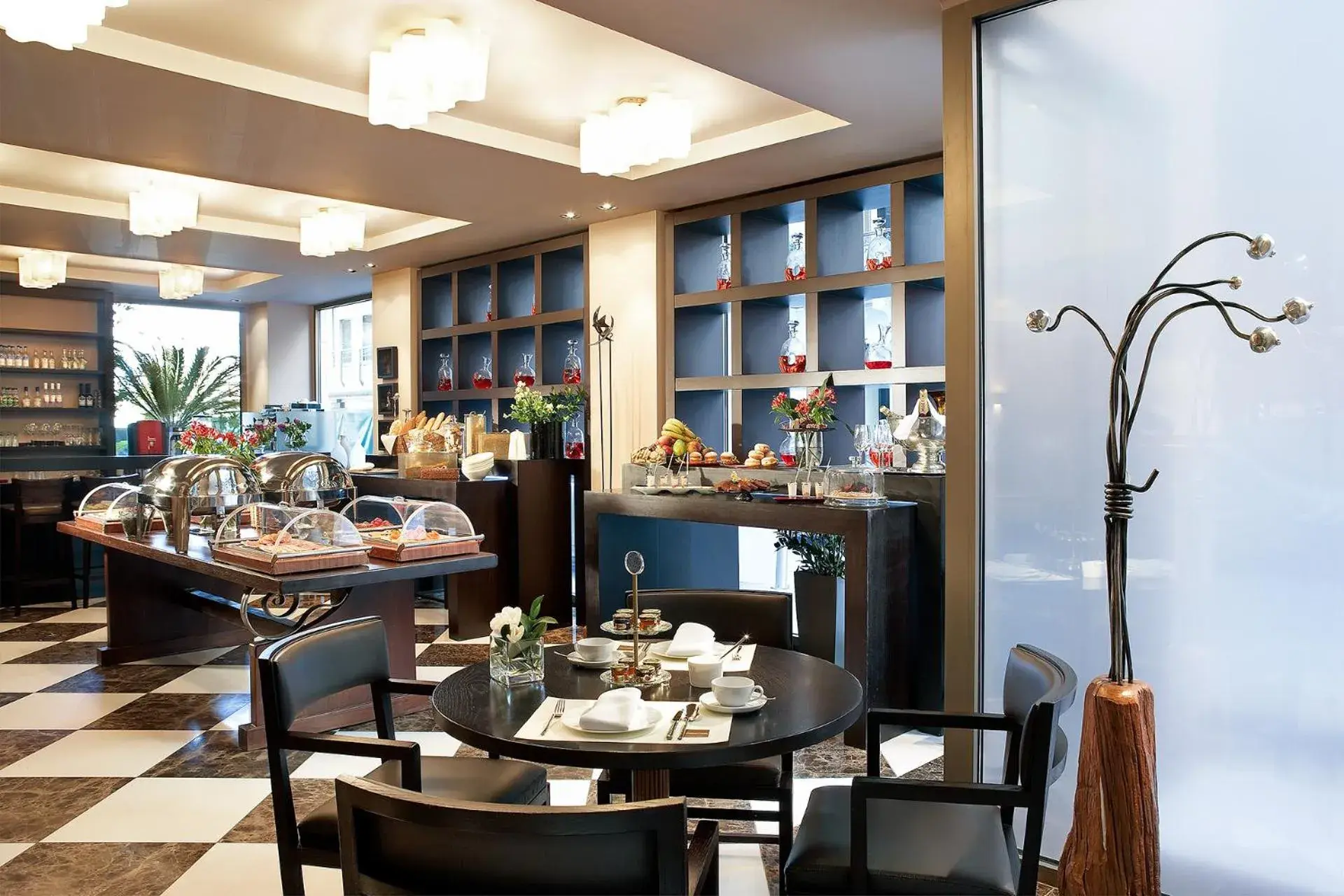 Restaurant/places to eat in Daios Luxury Living Restaurant/places to eat in Daios Luxury Living