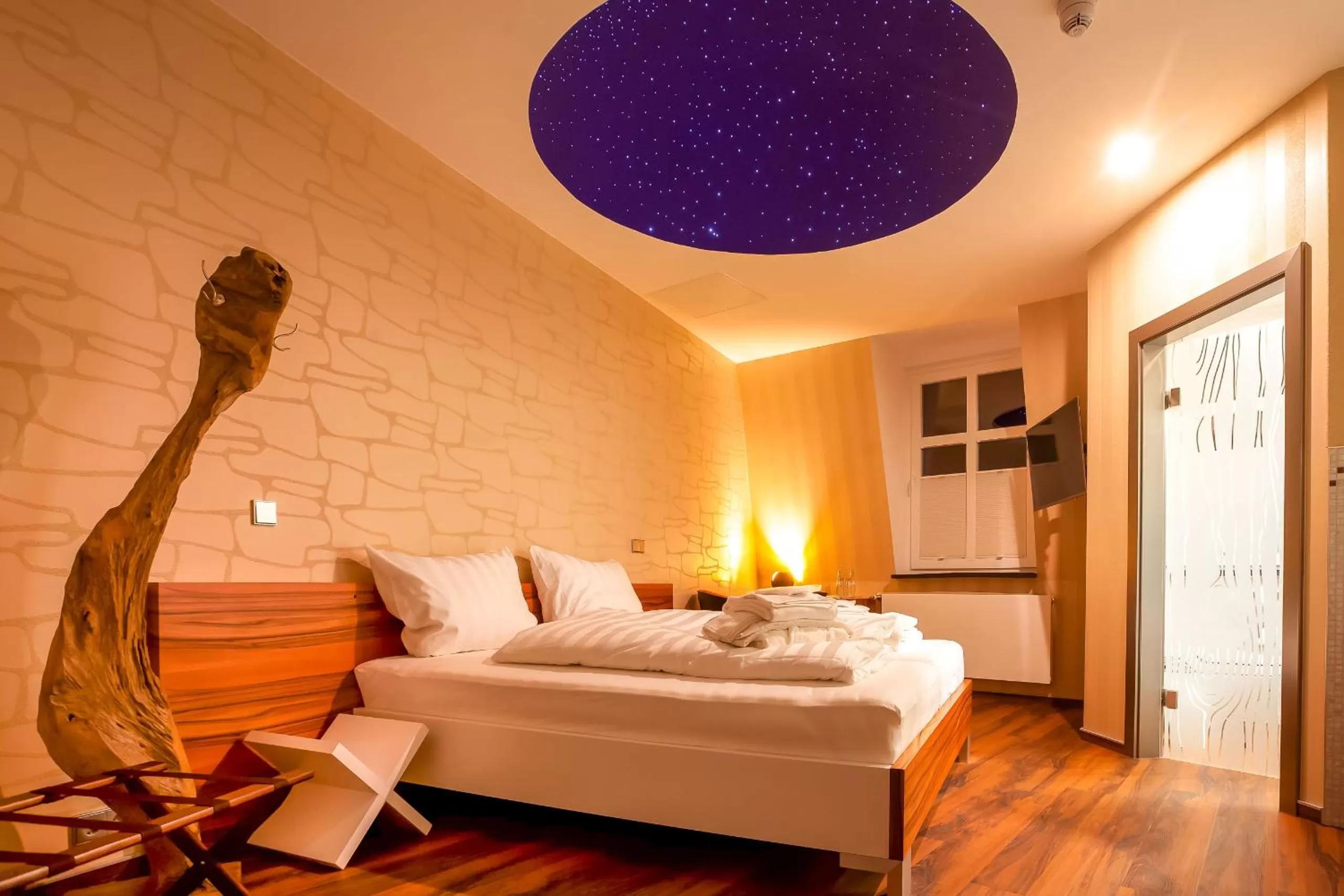 Photo of the whole room in Aragon - Hotel - Garni