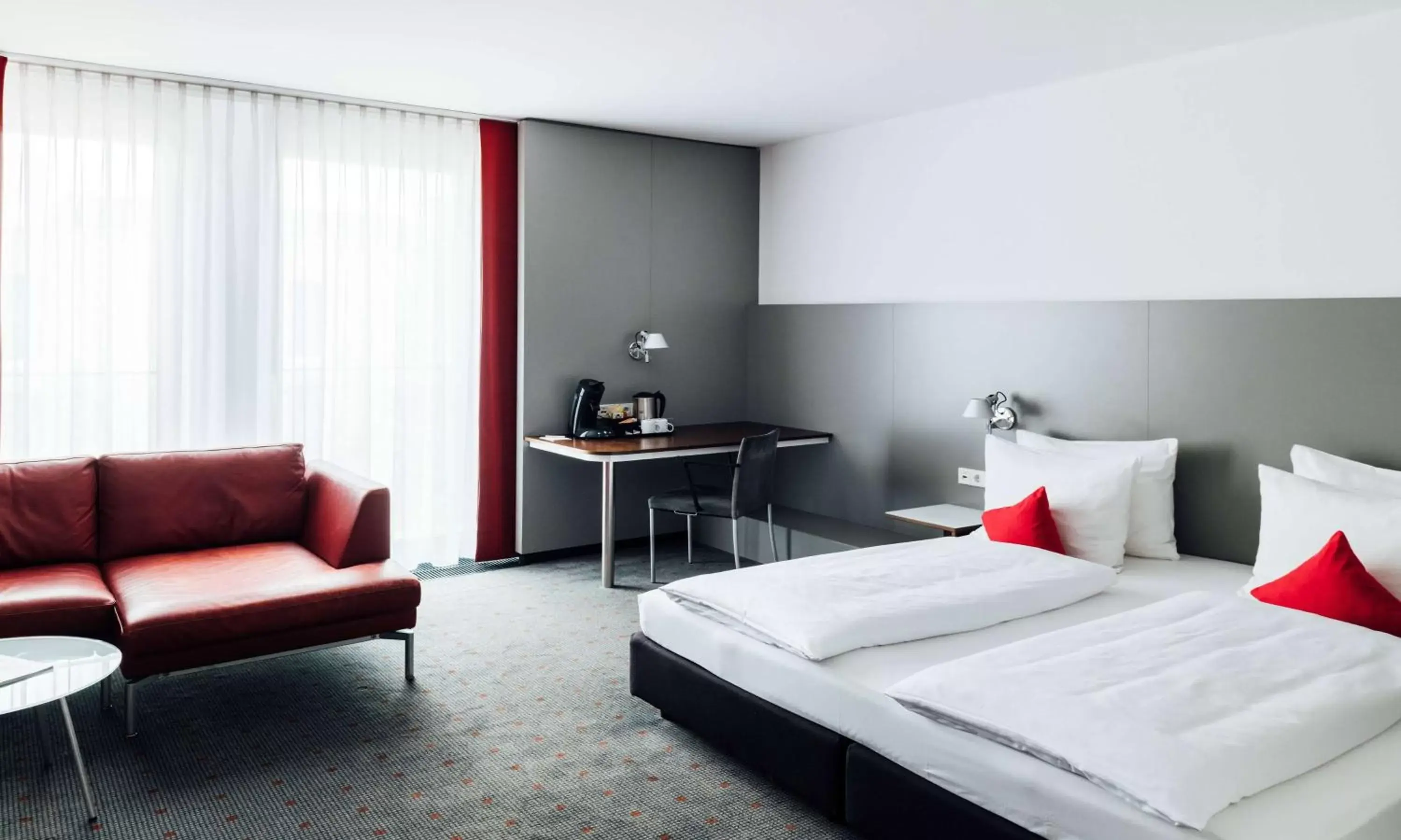 Photo of the whole room, Bed in Vienna House Easy by Wyndham Stuttgart