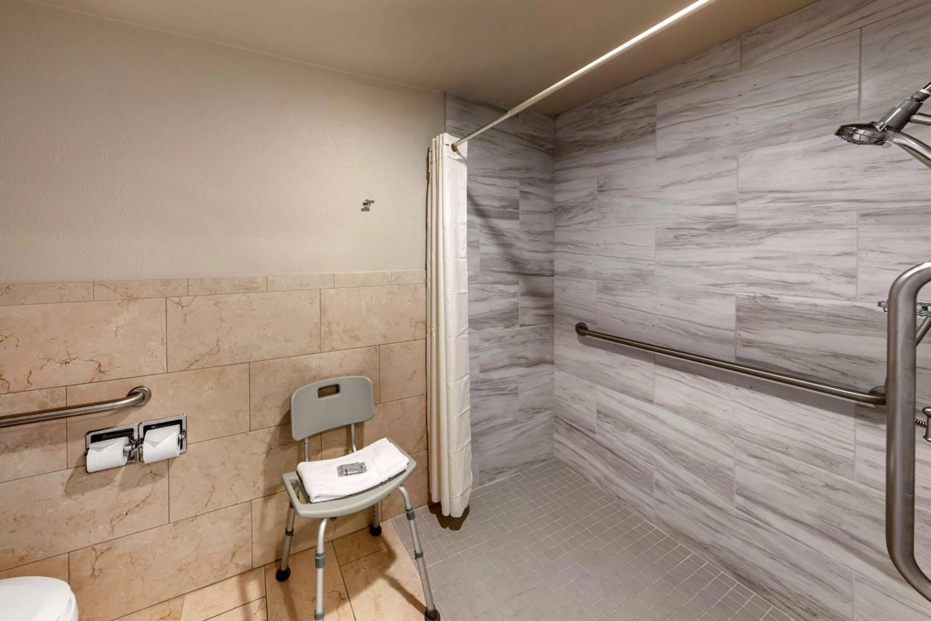 Bathroom in Best Western Country Inn Temecula