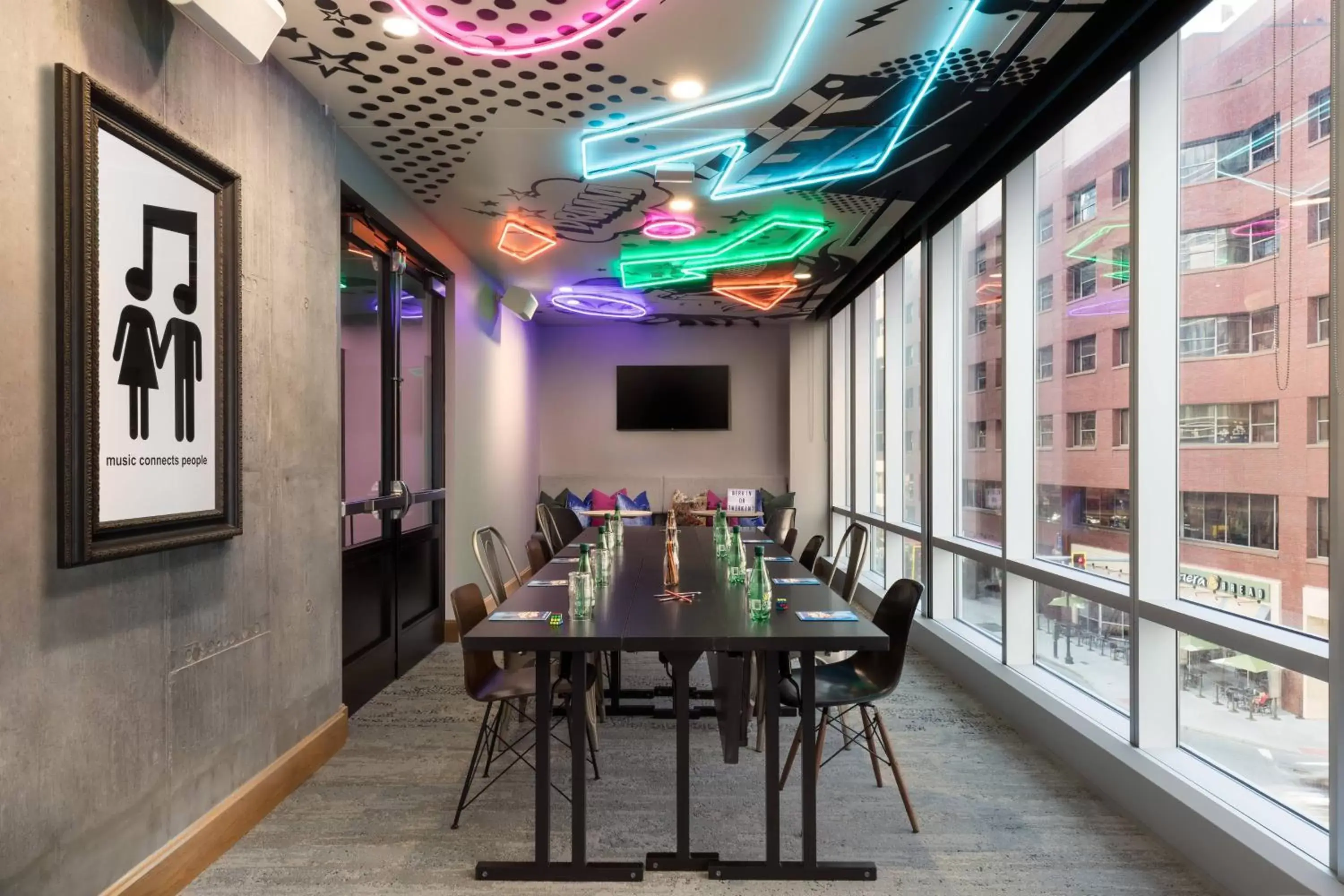 Meeting/conference room in Moxy Boston Downtown