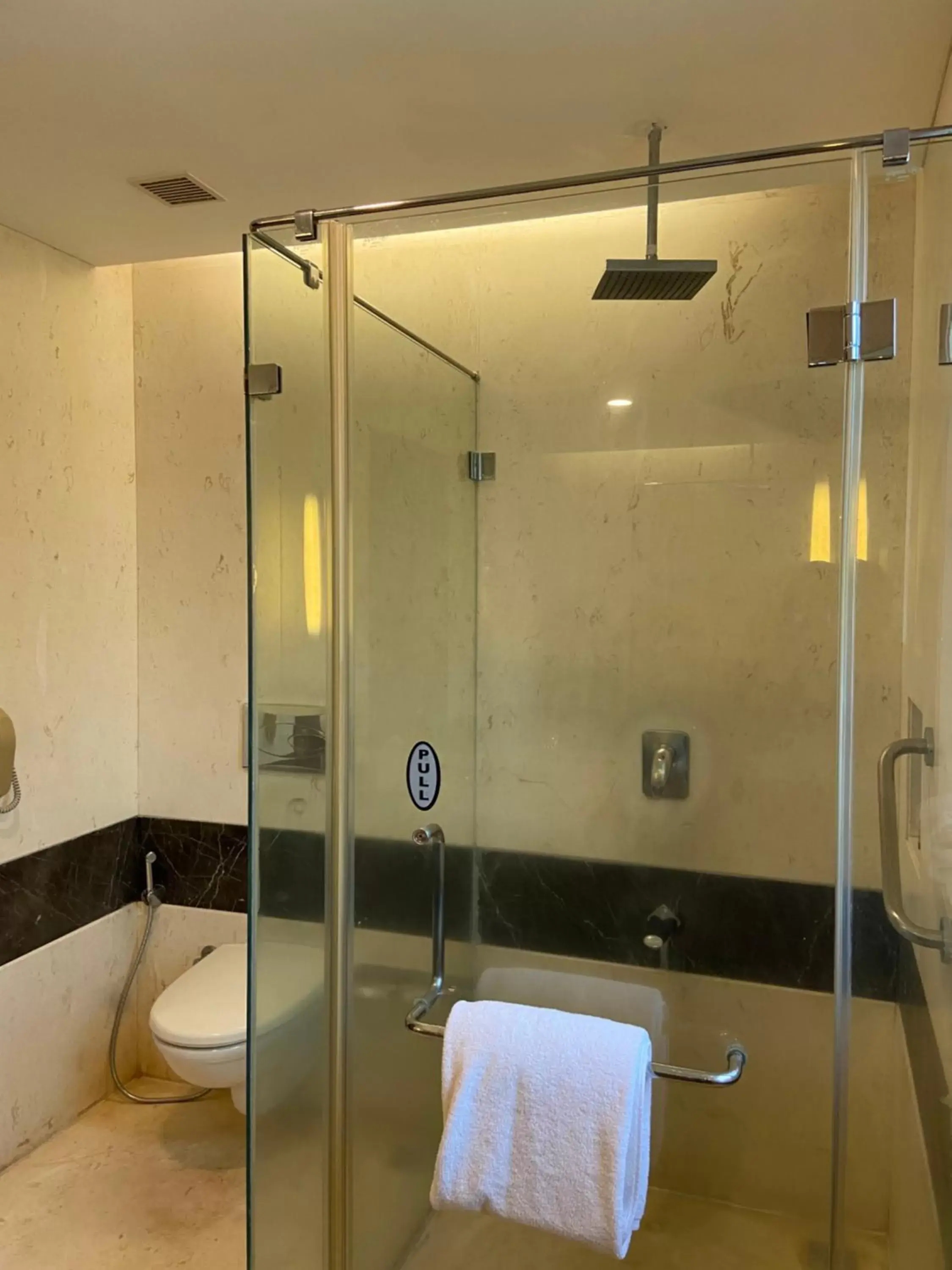 Bathroom in The Gateway Hotel Pasumalai Madurai