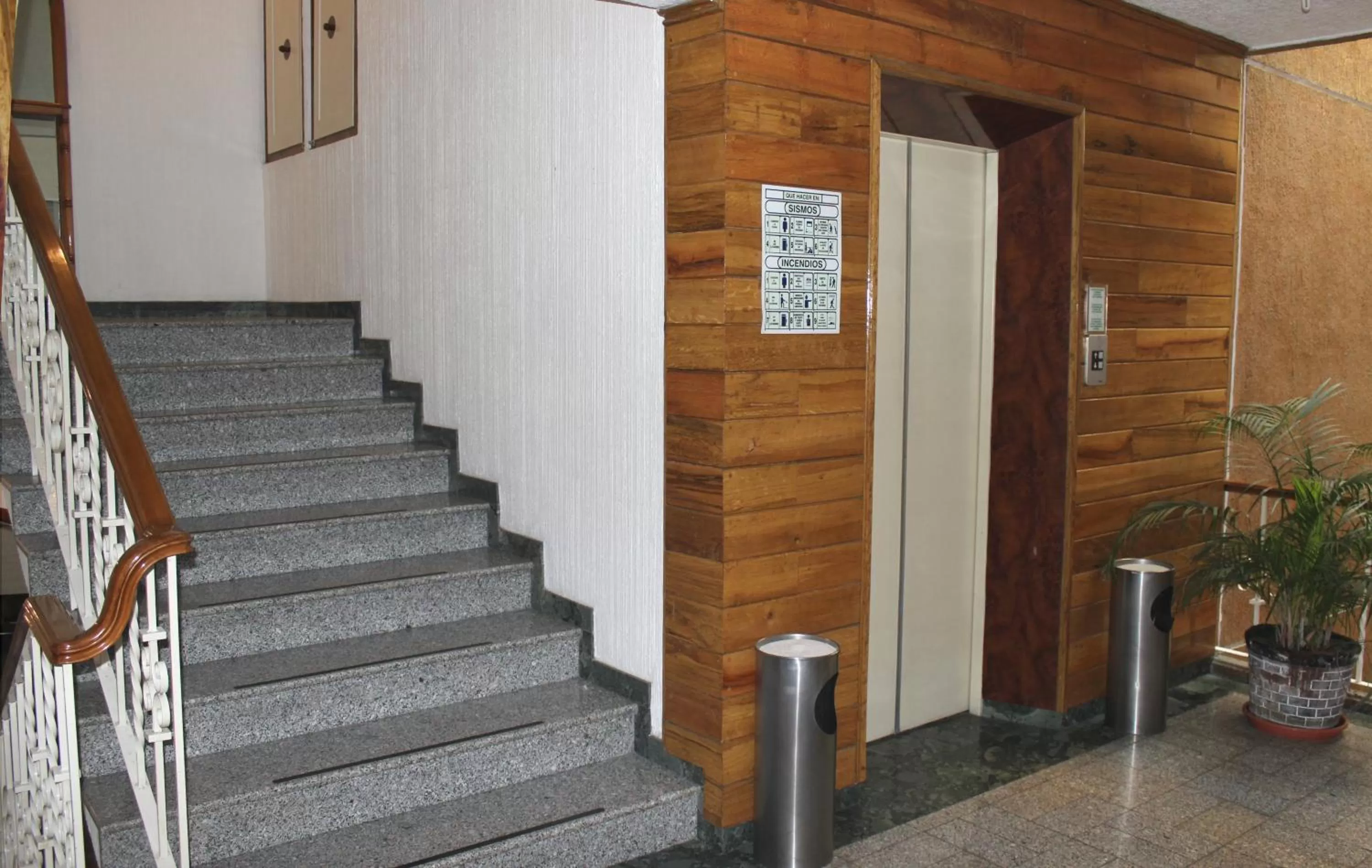 Lobby or reception in Hotel Mina