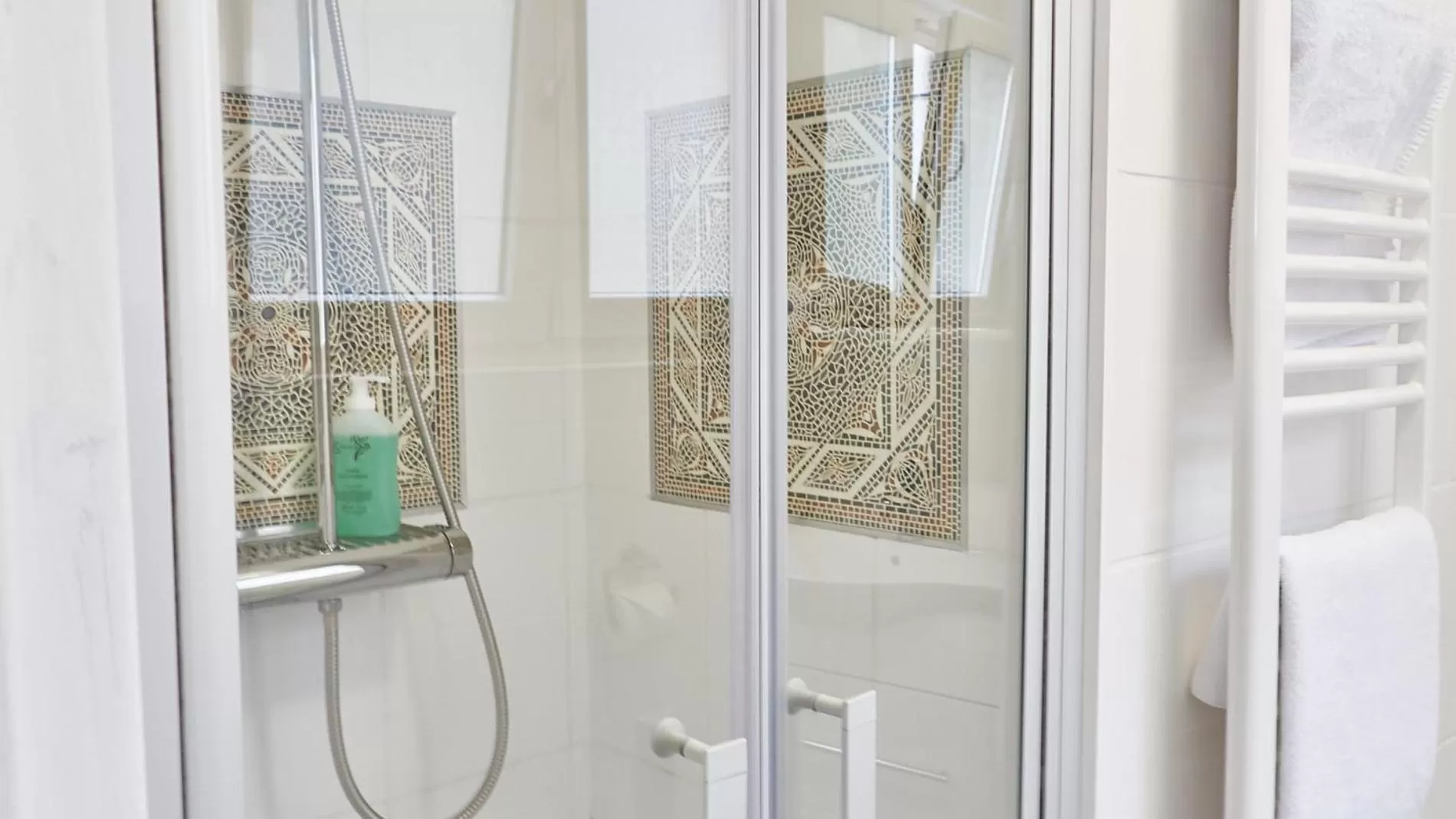 Bathroom in Hotel 3 Könige