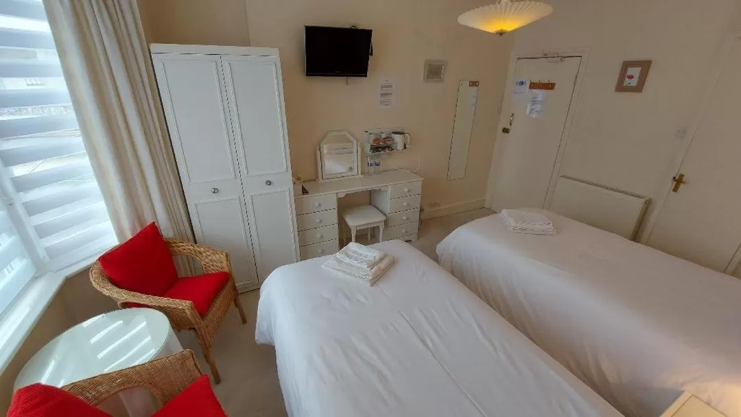 Bed in The Clifton at Paignton