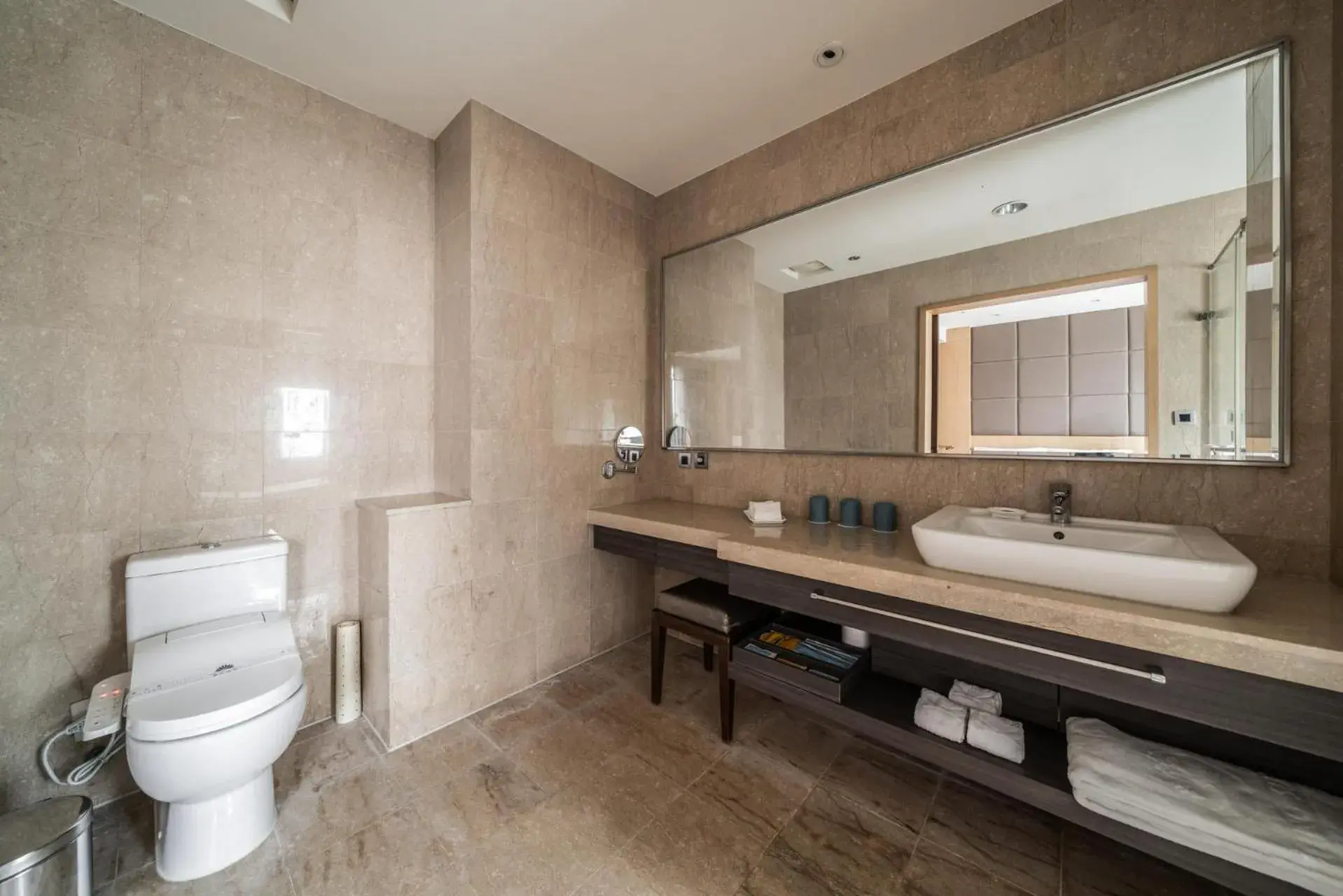 Bathroom in Taipung Suites