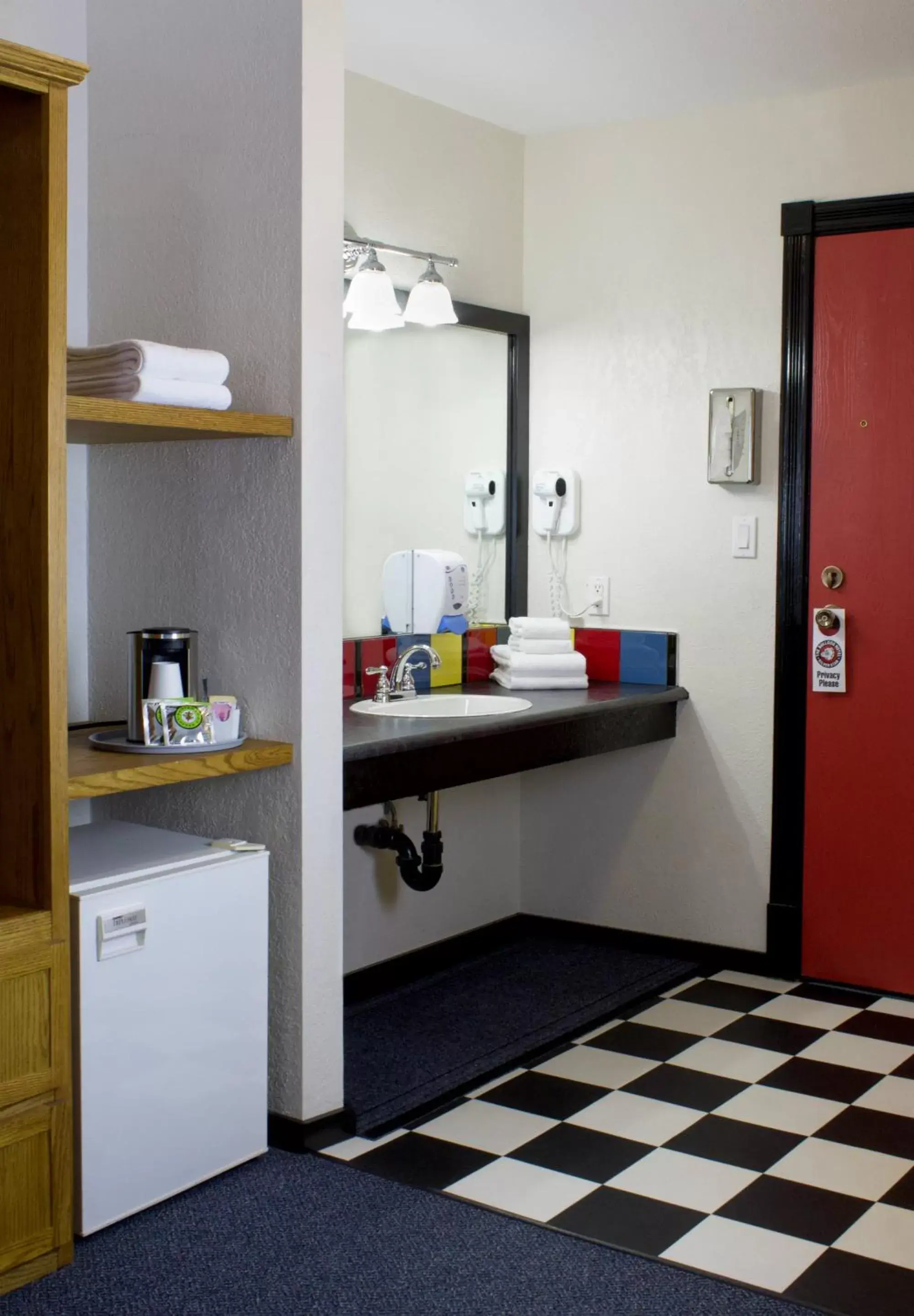 Bathroom in The Bulldog Hotel