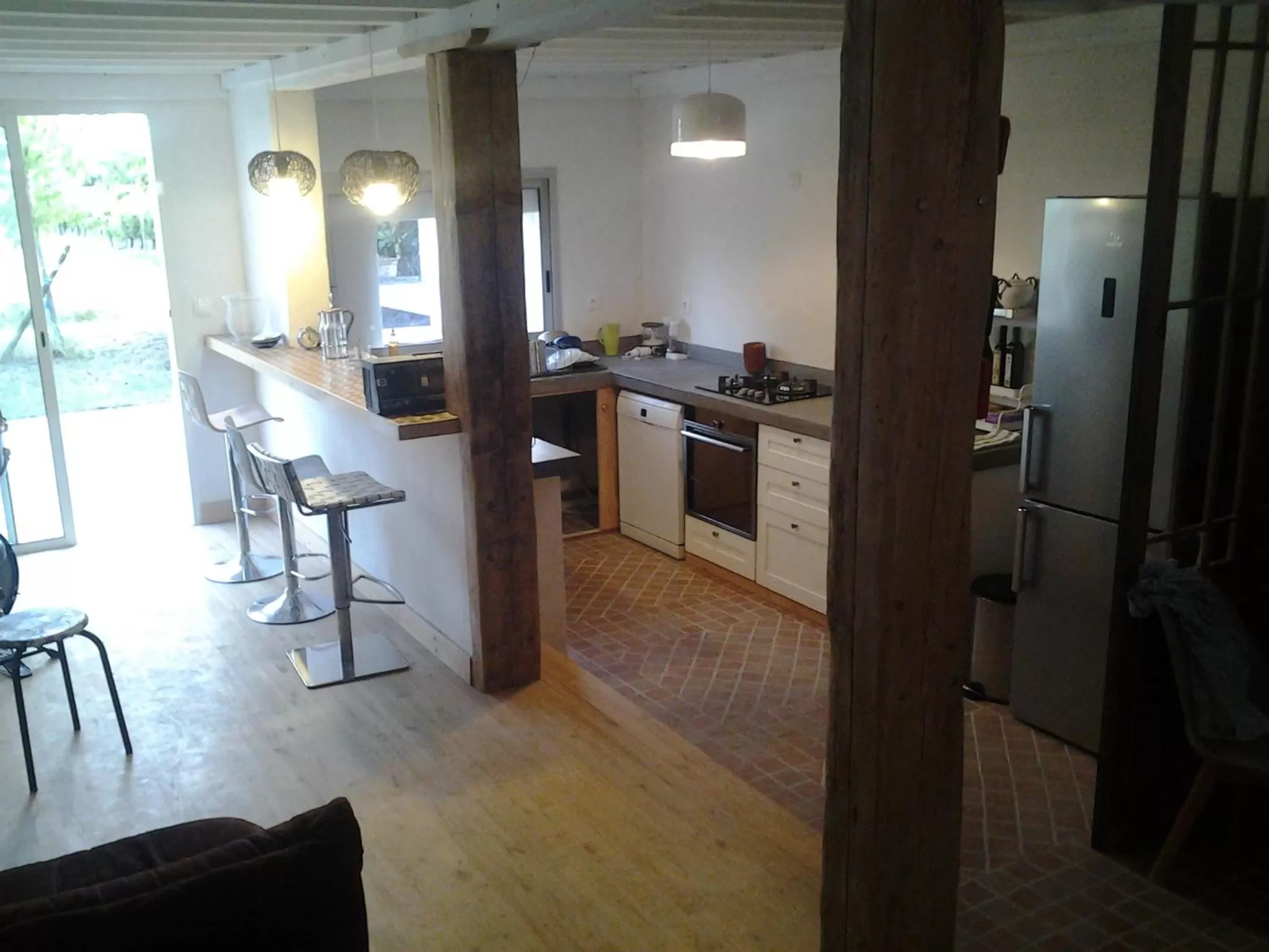 Communal kitchen in Au Vélo dans l'Arbre