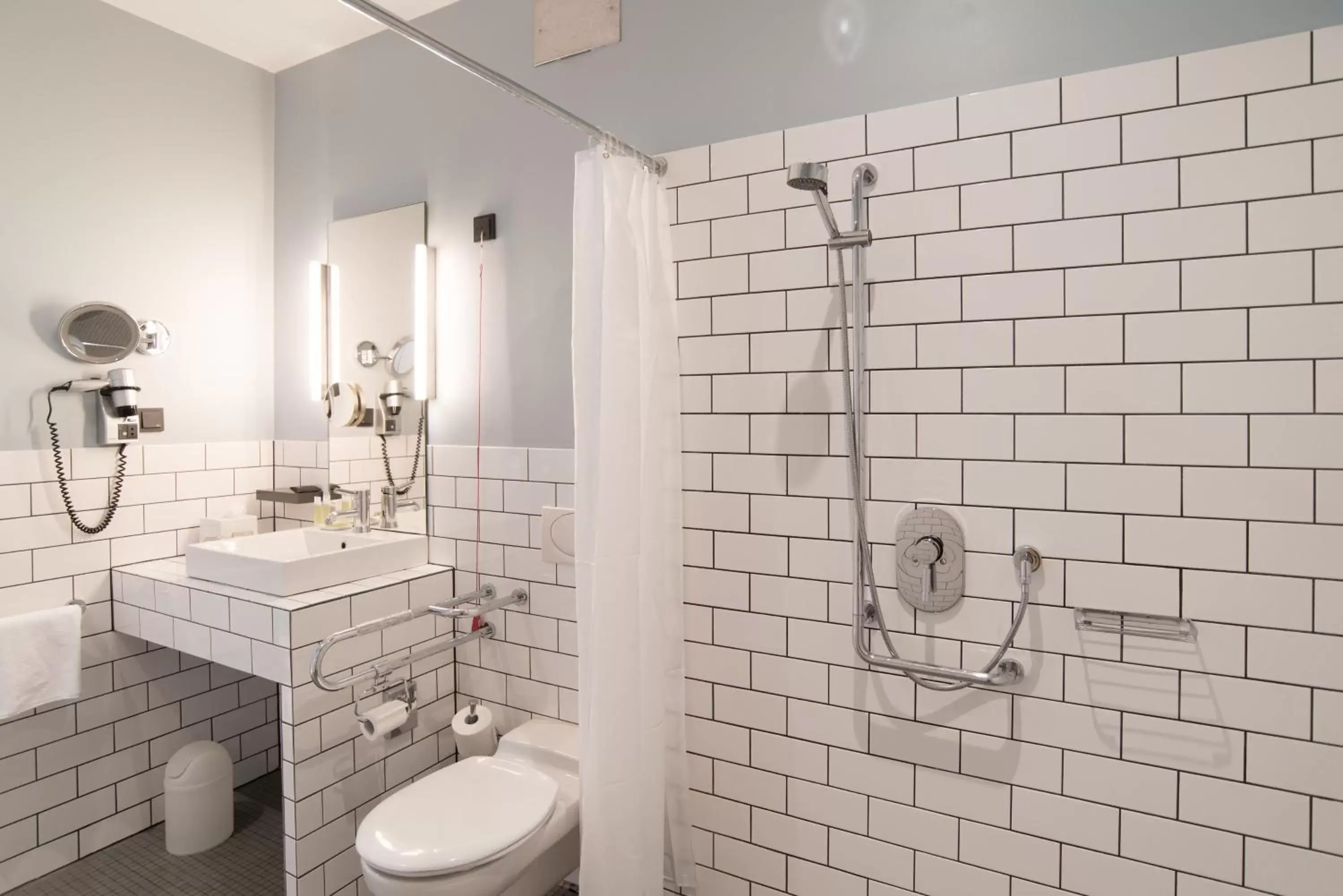 Bathroom in Ku'Damm 101 Hotel Bathroom in Ku'Damm 101 Hotel