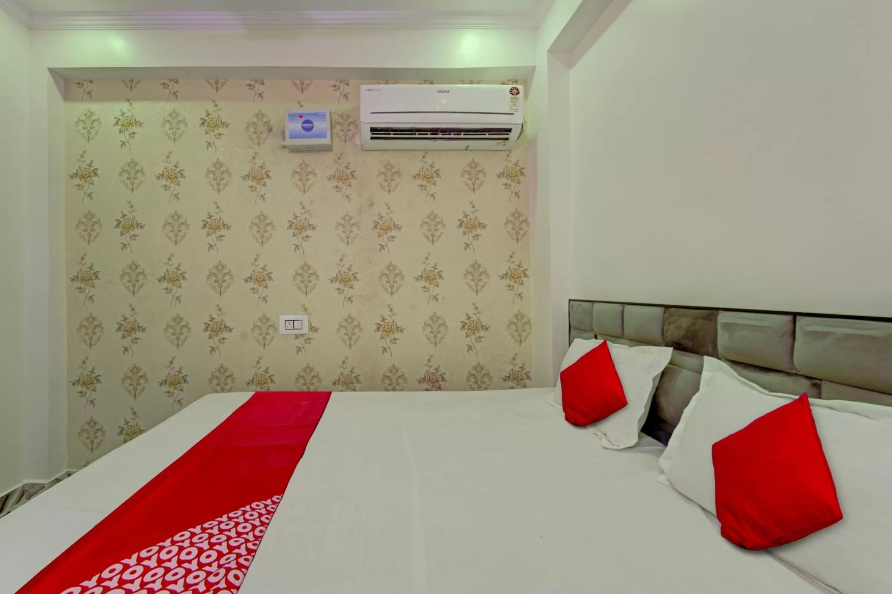 Bedroom, Bed in OYO Flagship 81547 Hotel MS Inn