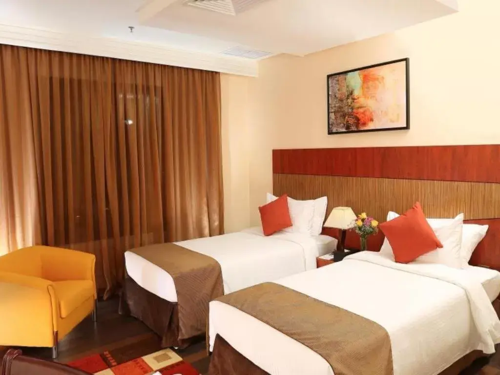 Bed in Best Western Plus Salmiya