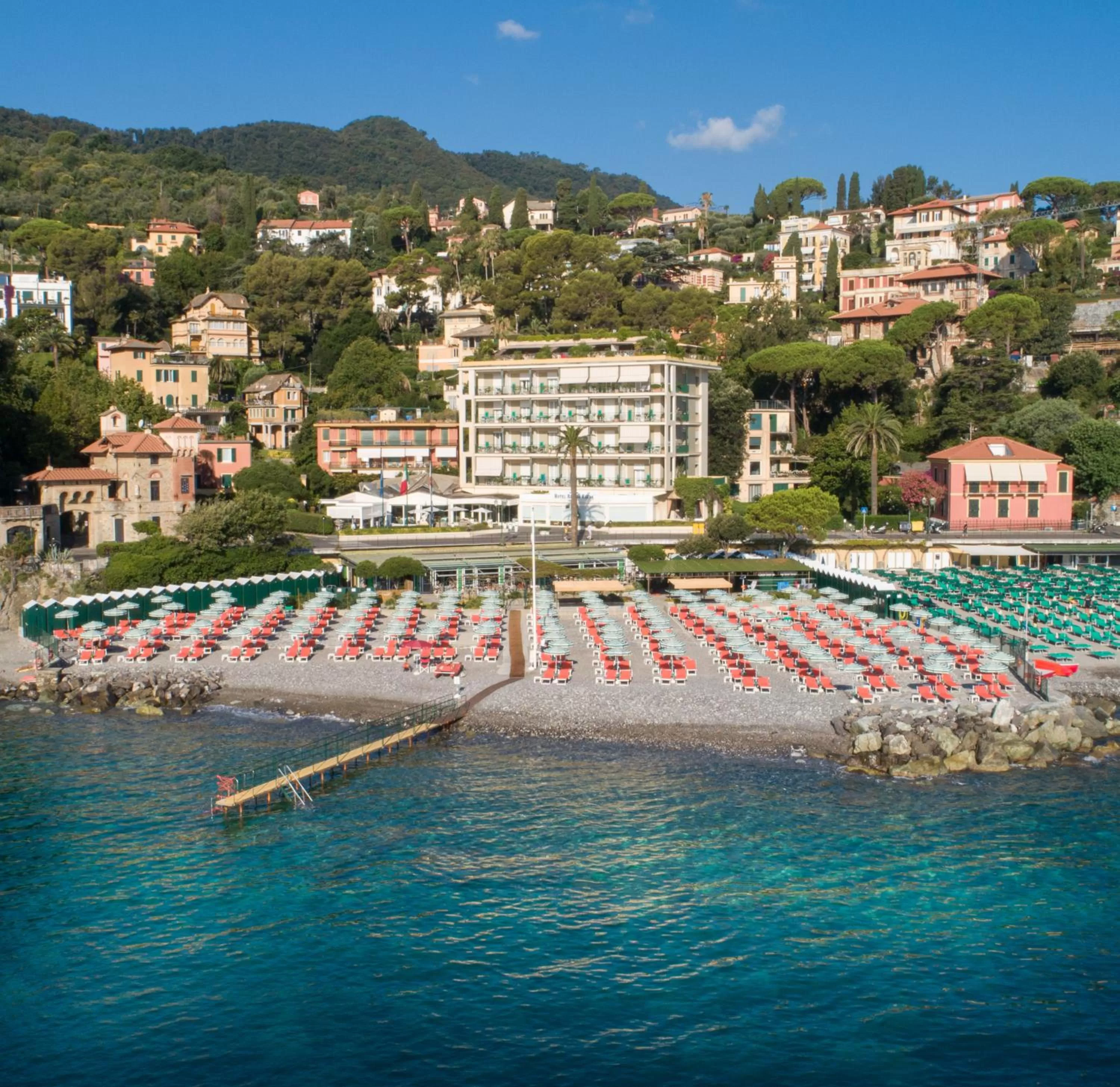 Property building in Regina Elena Dependance