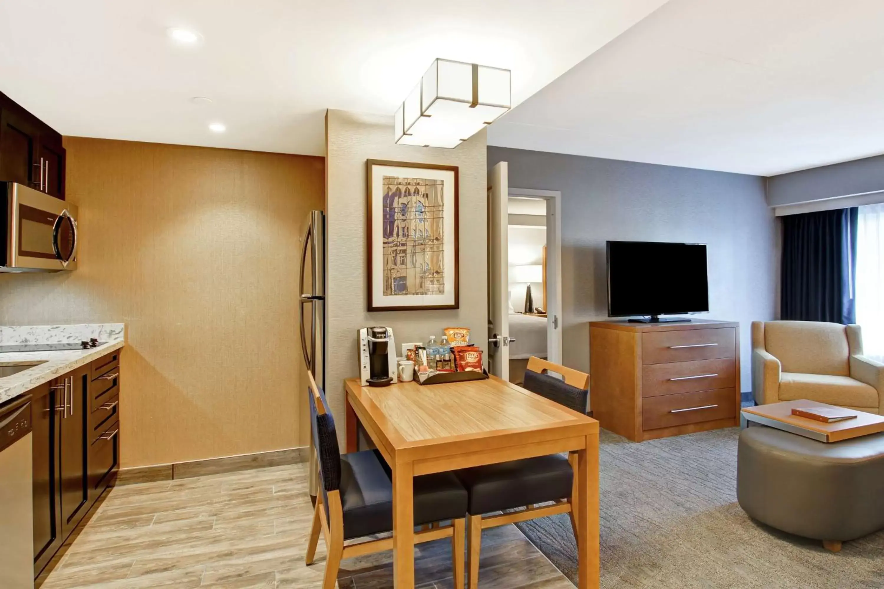 Premium One-Bedroom Queen Suite - Non-Smoking in Homewood Suites By Hilton Ottawa Kanata Premium One-Bedroom Queen Suite - Non-Smoking in Homewood Suites By Hilton Ottawa Kanata