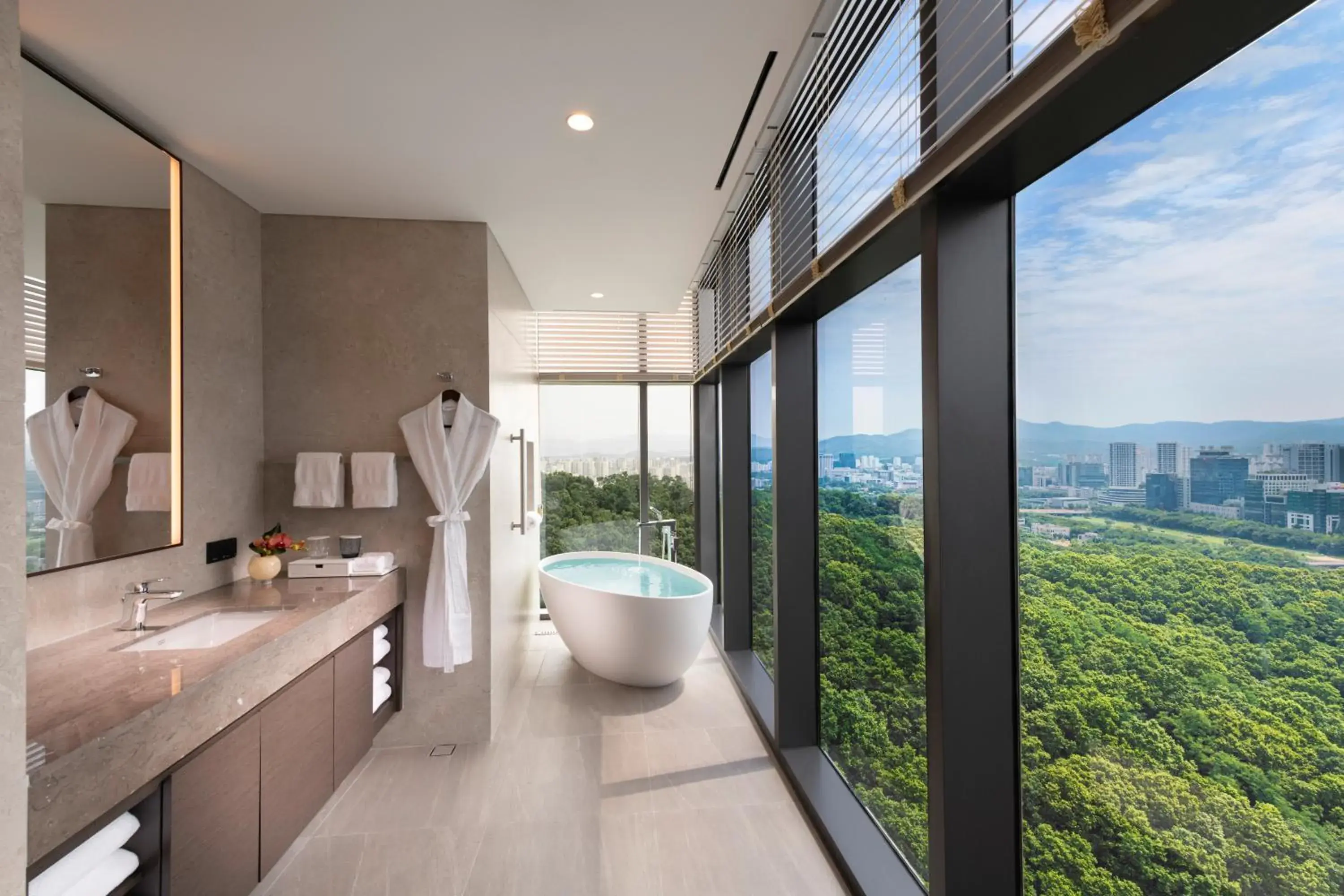 Bathroom in DoubleTree By Hilton Seoul Pangyo Residences