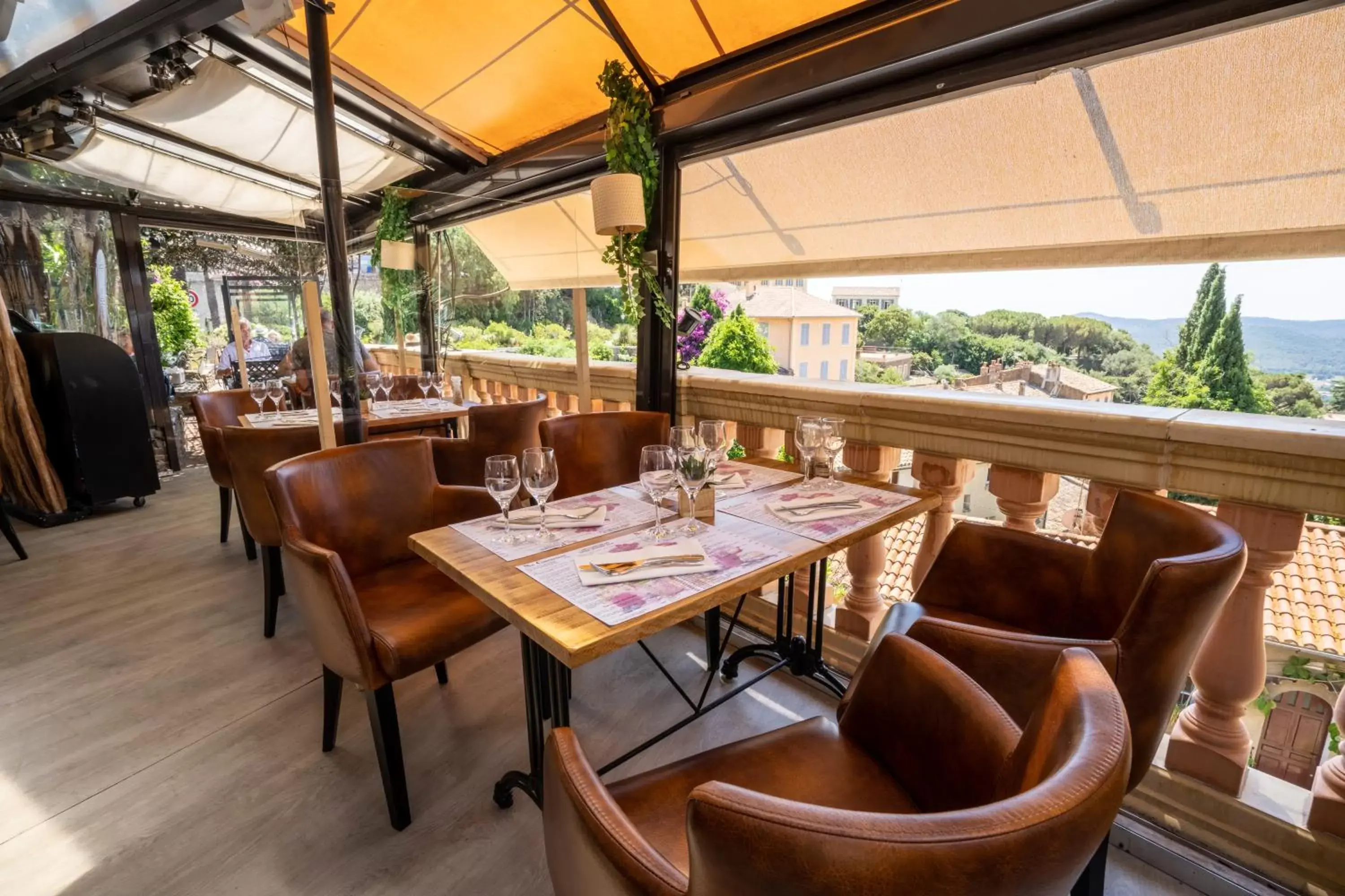 Hotel Restaurant Bellevue Hotel Restaurant Bellevue