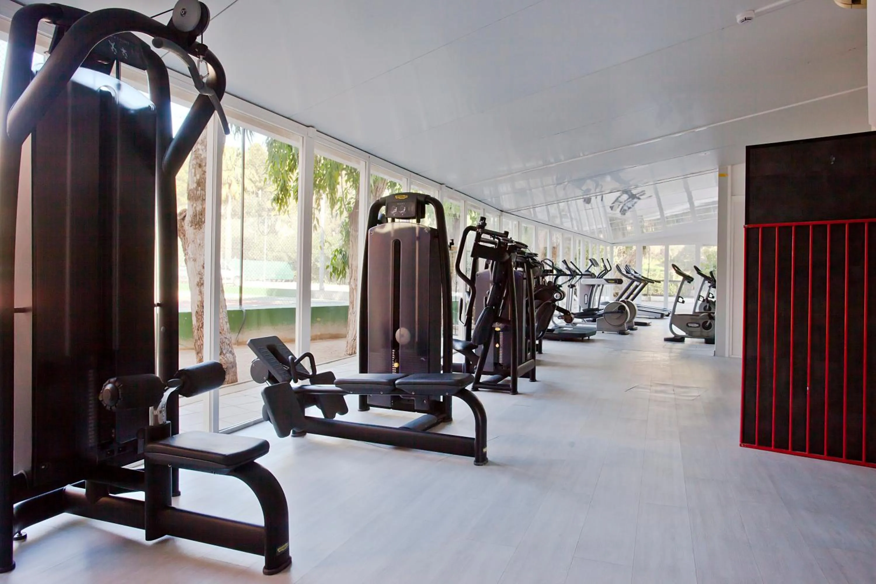Fitness centre/facilities in Mon Port Hotel & Spa