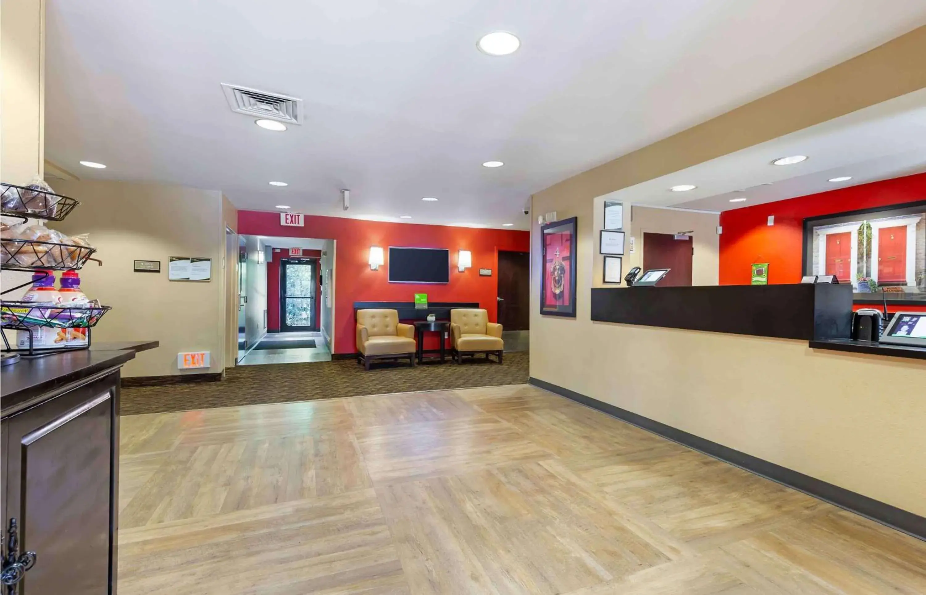 Lobby or reception, Lobby/Reception in Extended Stay America Suites - Washington, DC - Landover