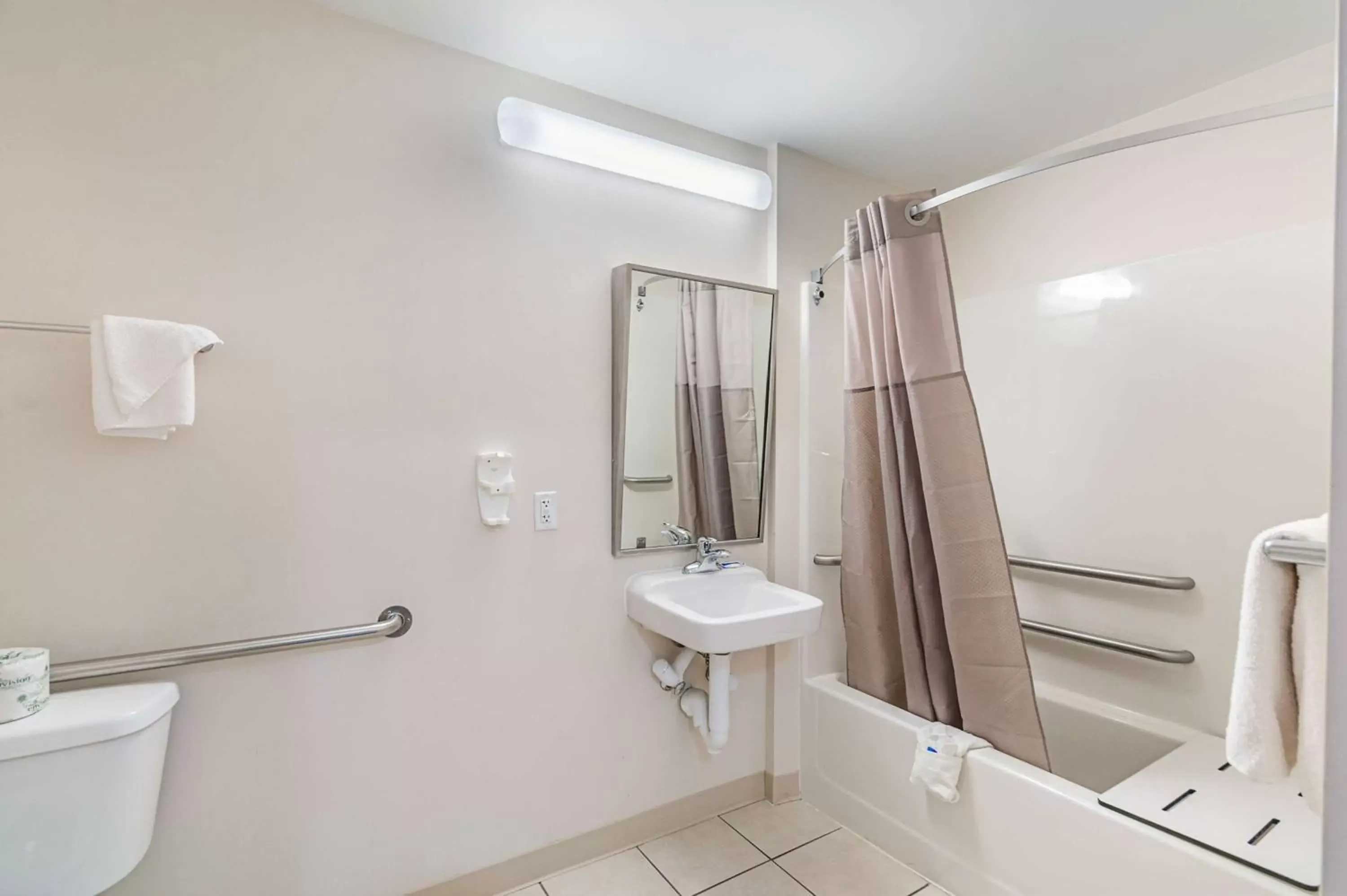 Toilet, Bathroom in Motel 6-Winchester, VA