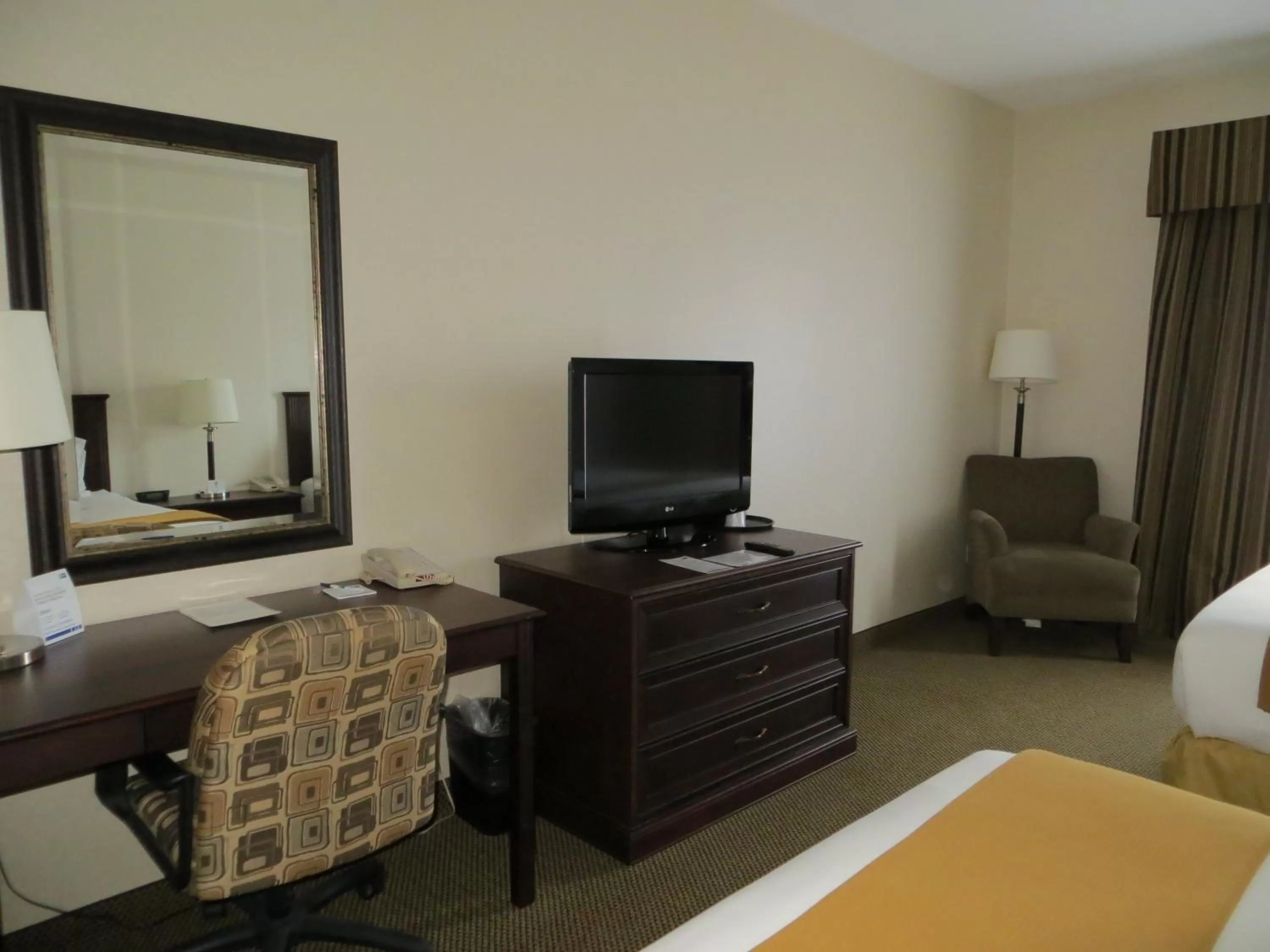 Holiday Inn Express & Suites Whitecourt by IHG