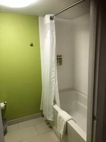 Queen Room with Two Queen Beds - Hearing Accessible in Holiday Inn Express Hickory - Hickory Mart, an IHG Hotel Queen Room with Two Queen Beds - Hearing Accessible in Holiday Inn Express Hickory - Hickory Mart, an IHG Hotel