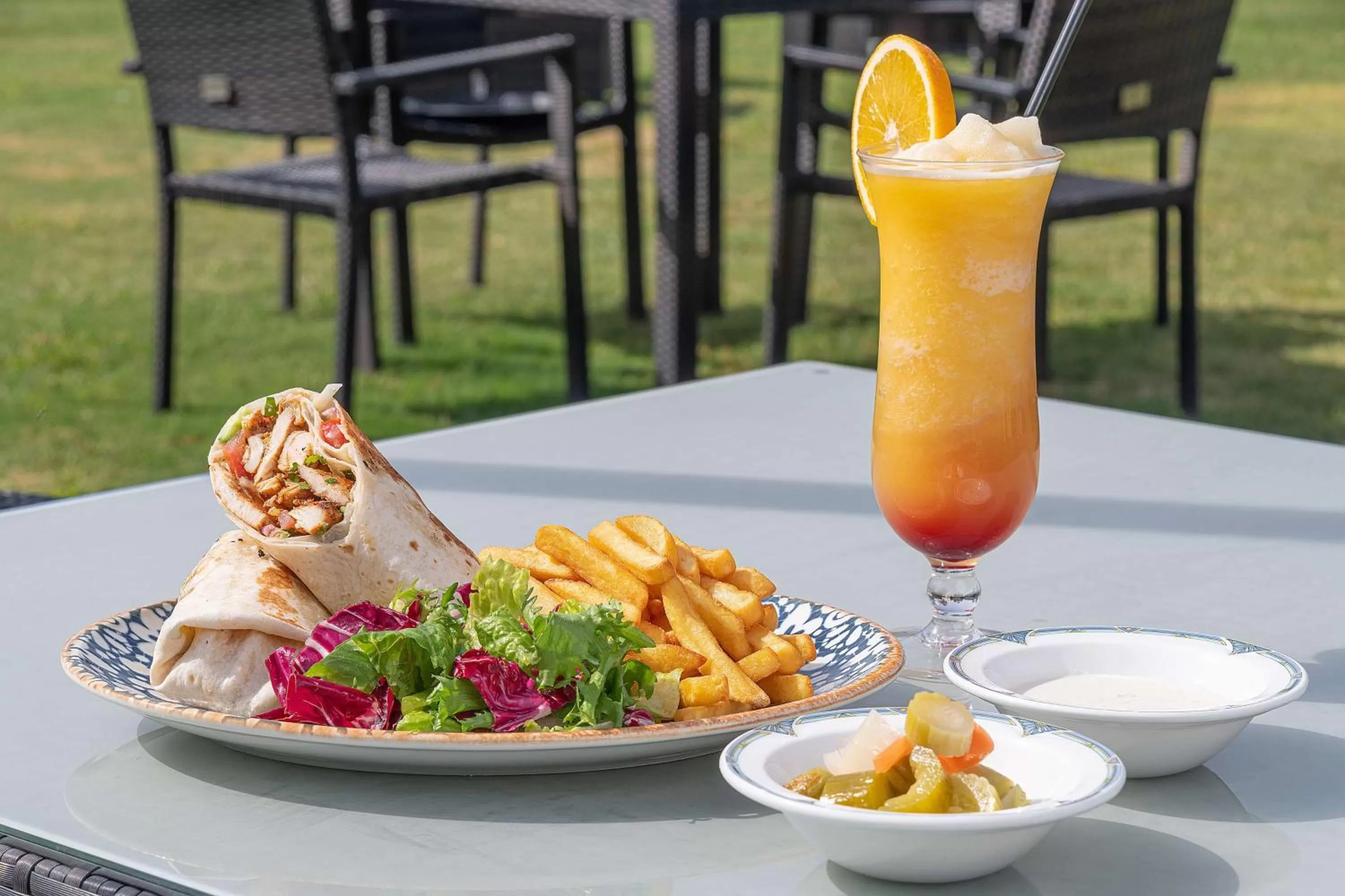 Restaurant/places to eat in Radisson Blu Hotel & Resort, Al Ain