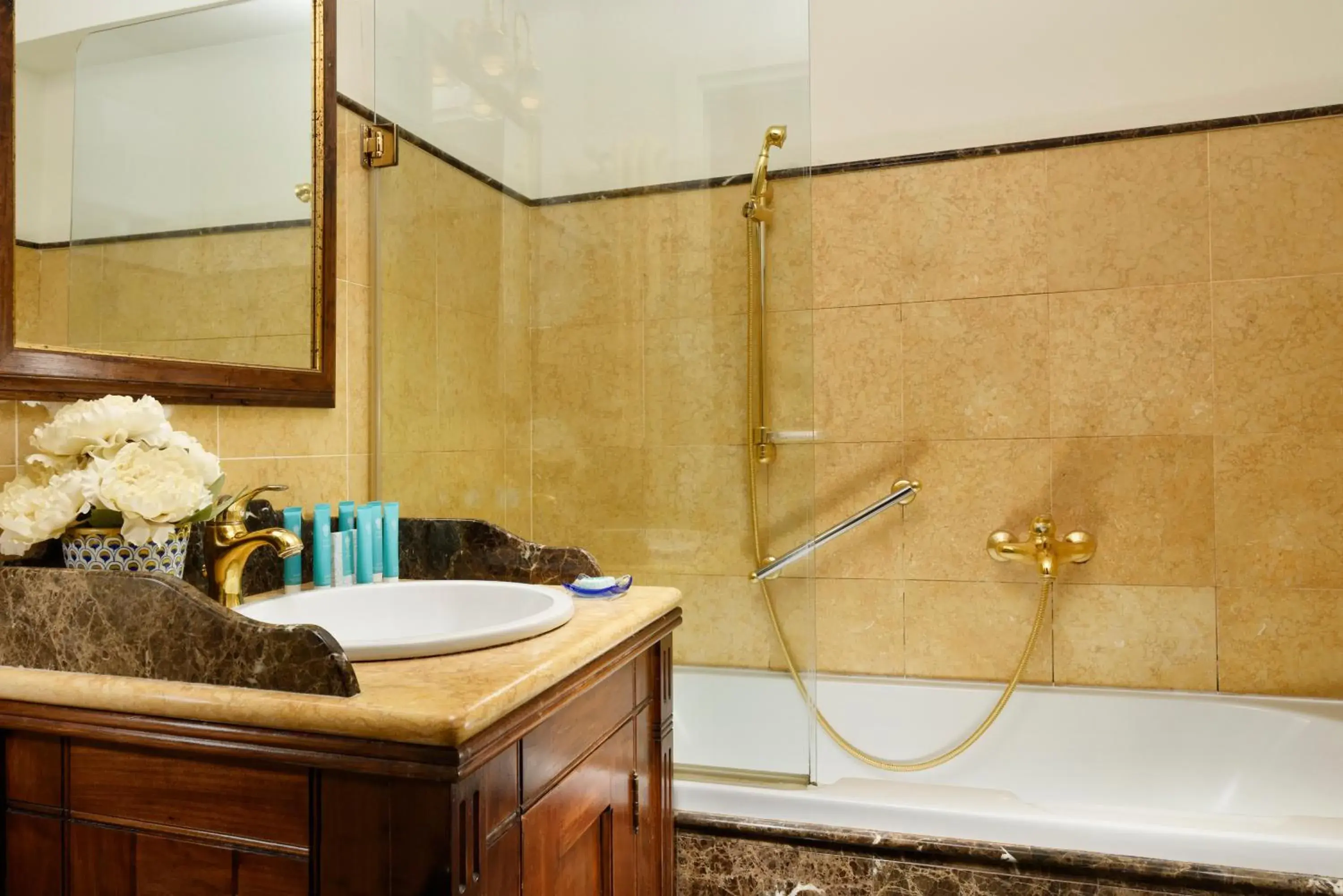 Bathroom in Castello Dal Pozzo Hotel