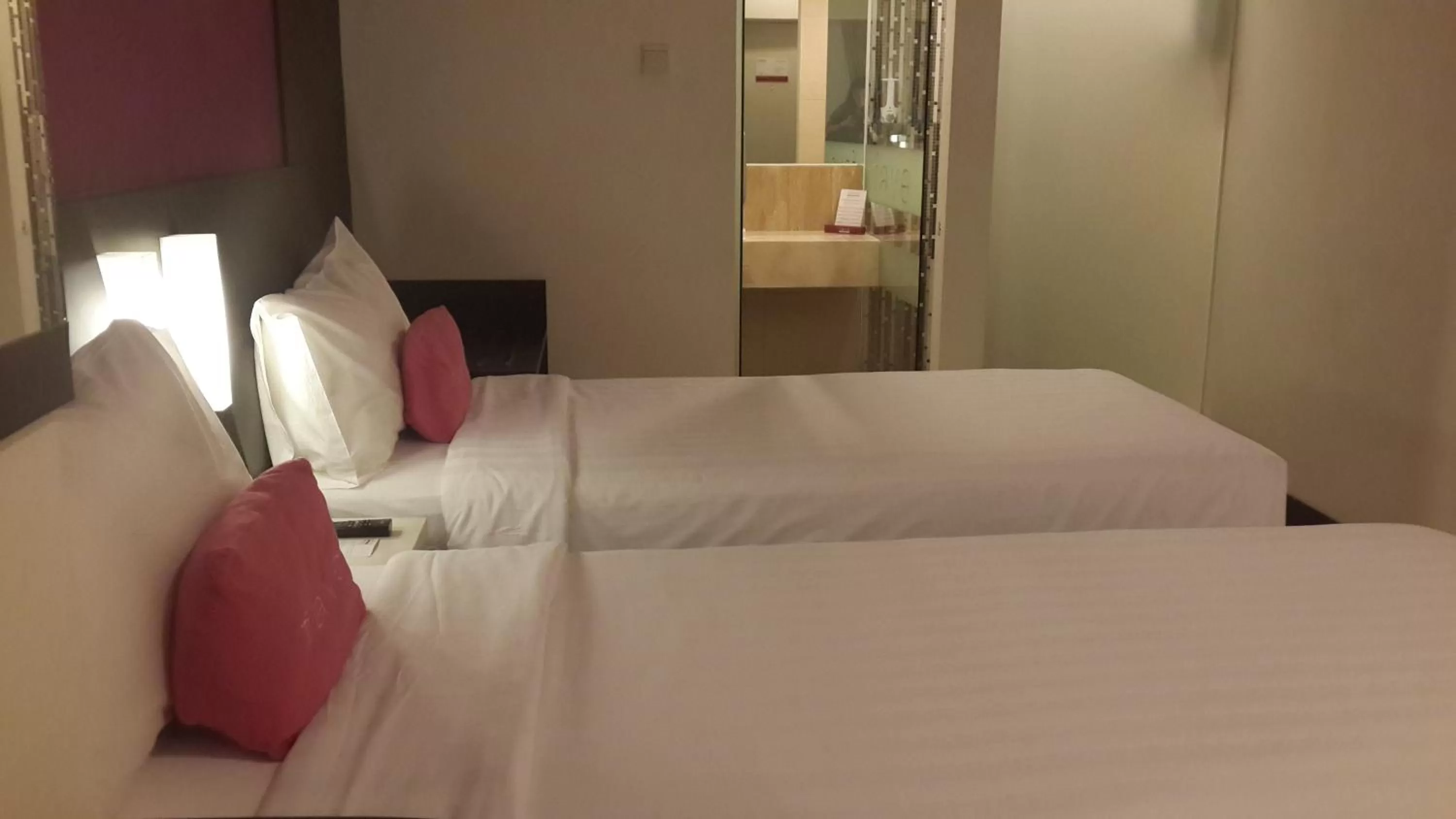 Photo of the whole room, Bed in favehotel Pluit Junction
