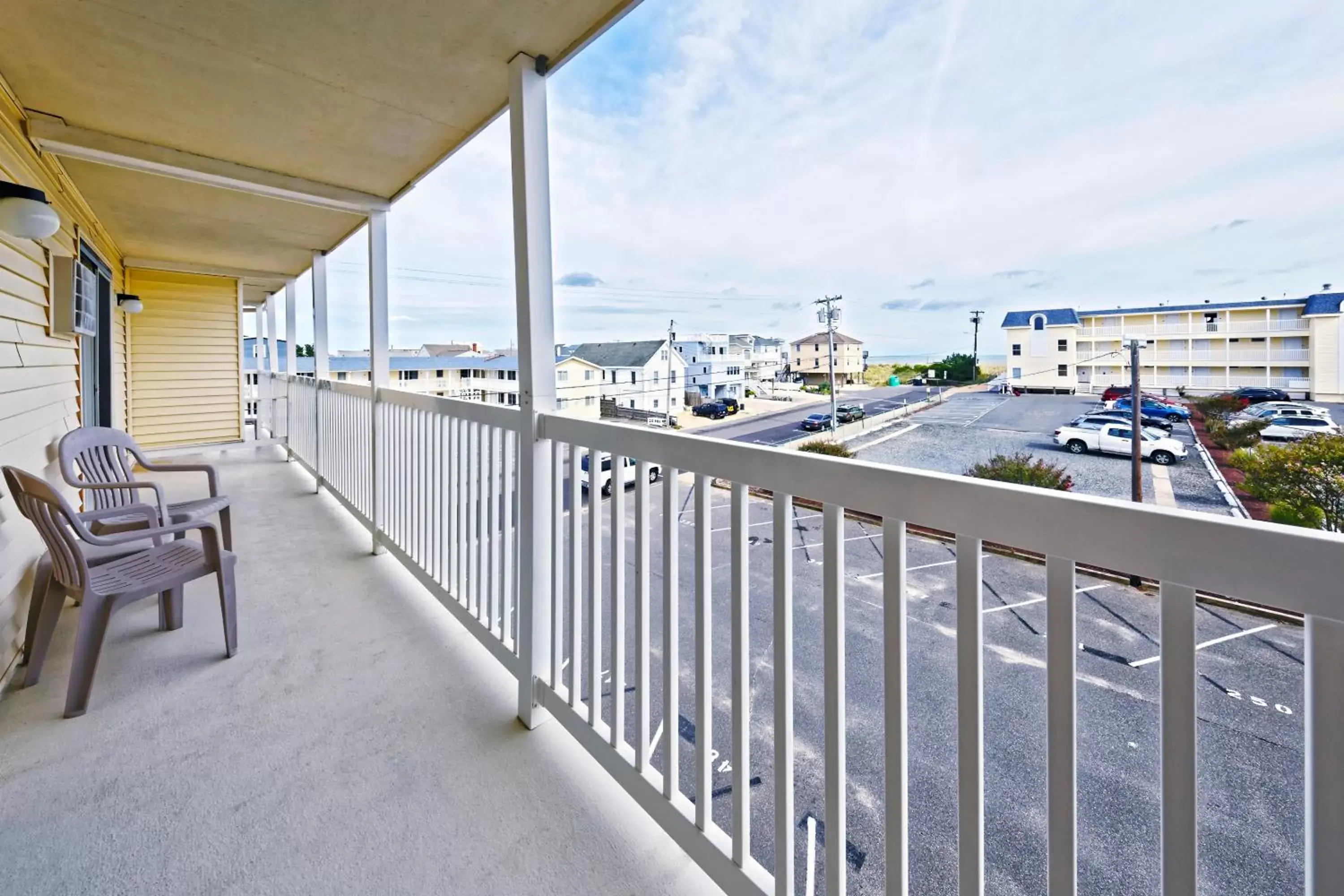 Balcony/Terrace in Drifting Sands Oceanfront Hotel